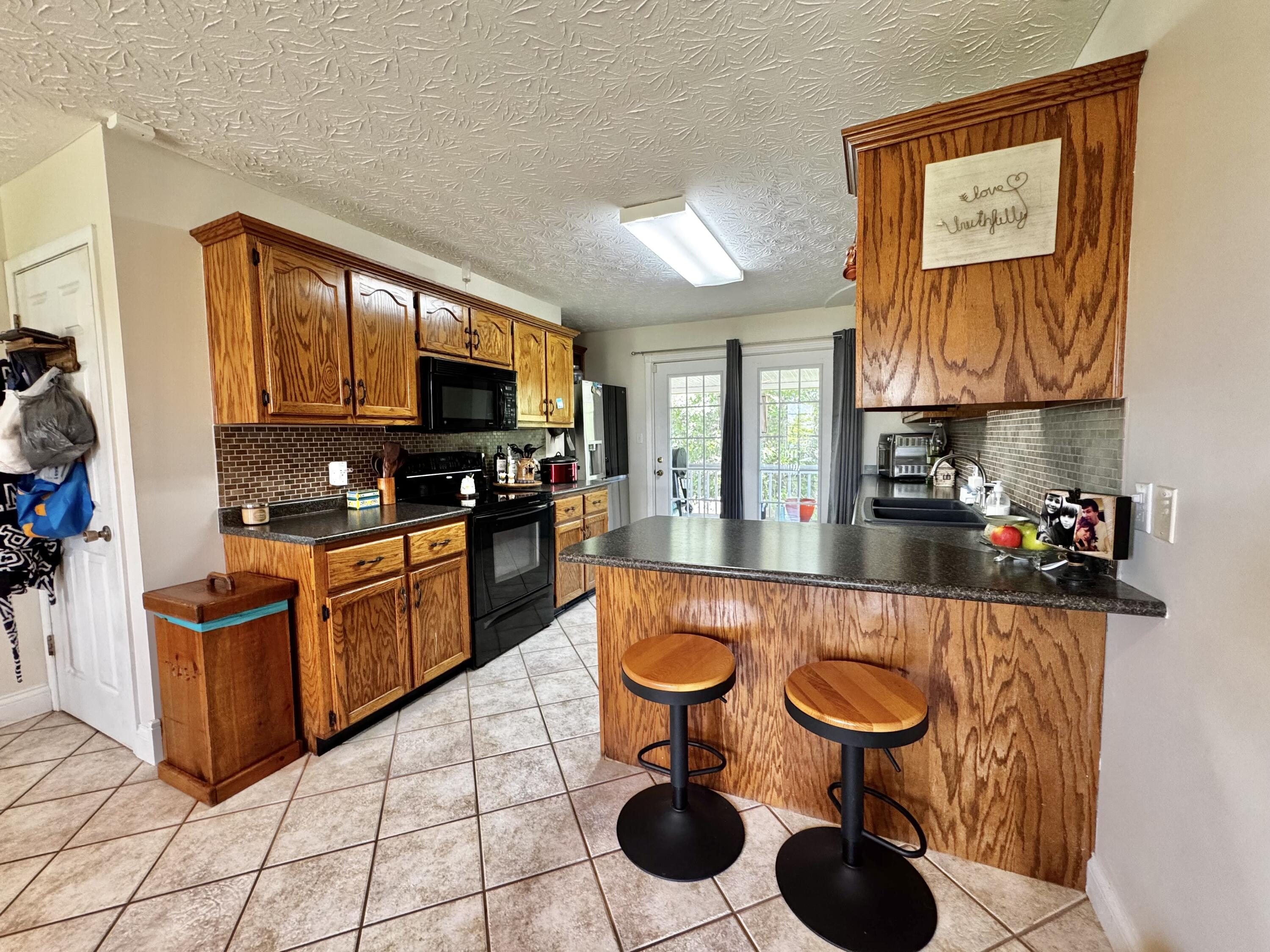 151 Meadowcrest Drive Property Photo 8