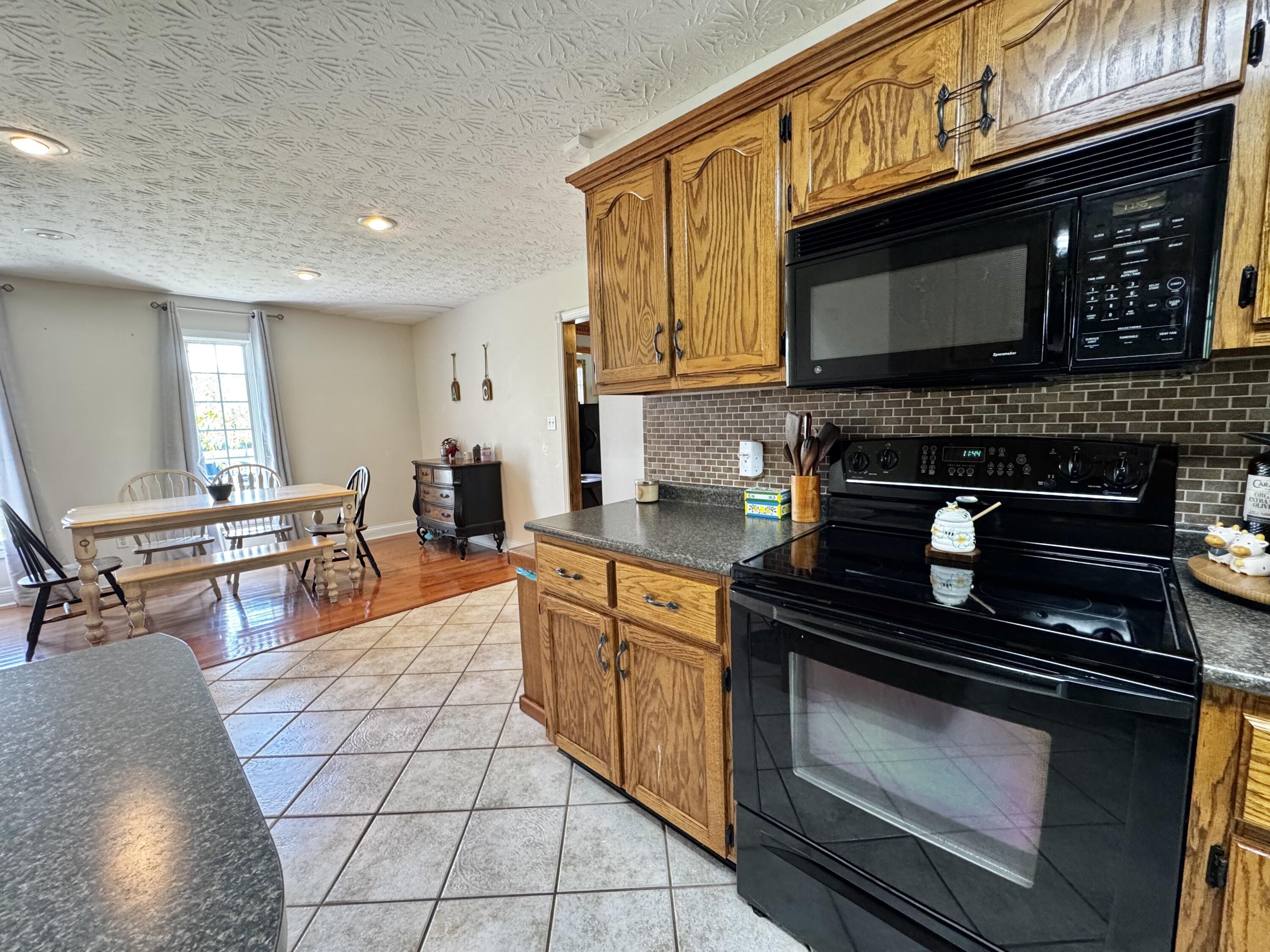 151 Meadowcrest Drive Property Photo 14