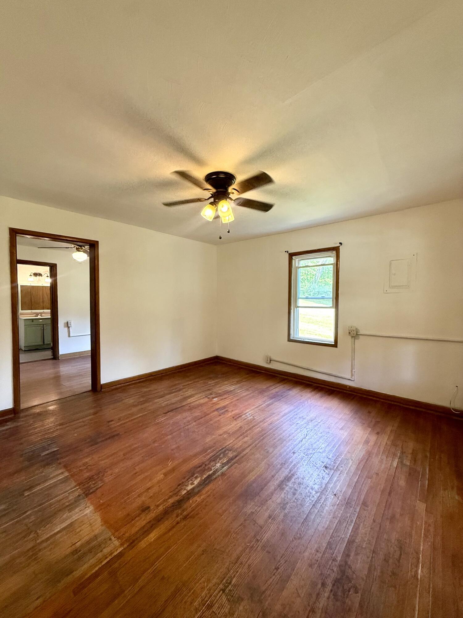 13860 Us-421 Property Photo 7