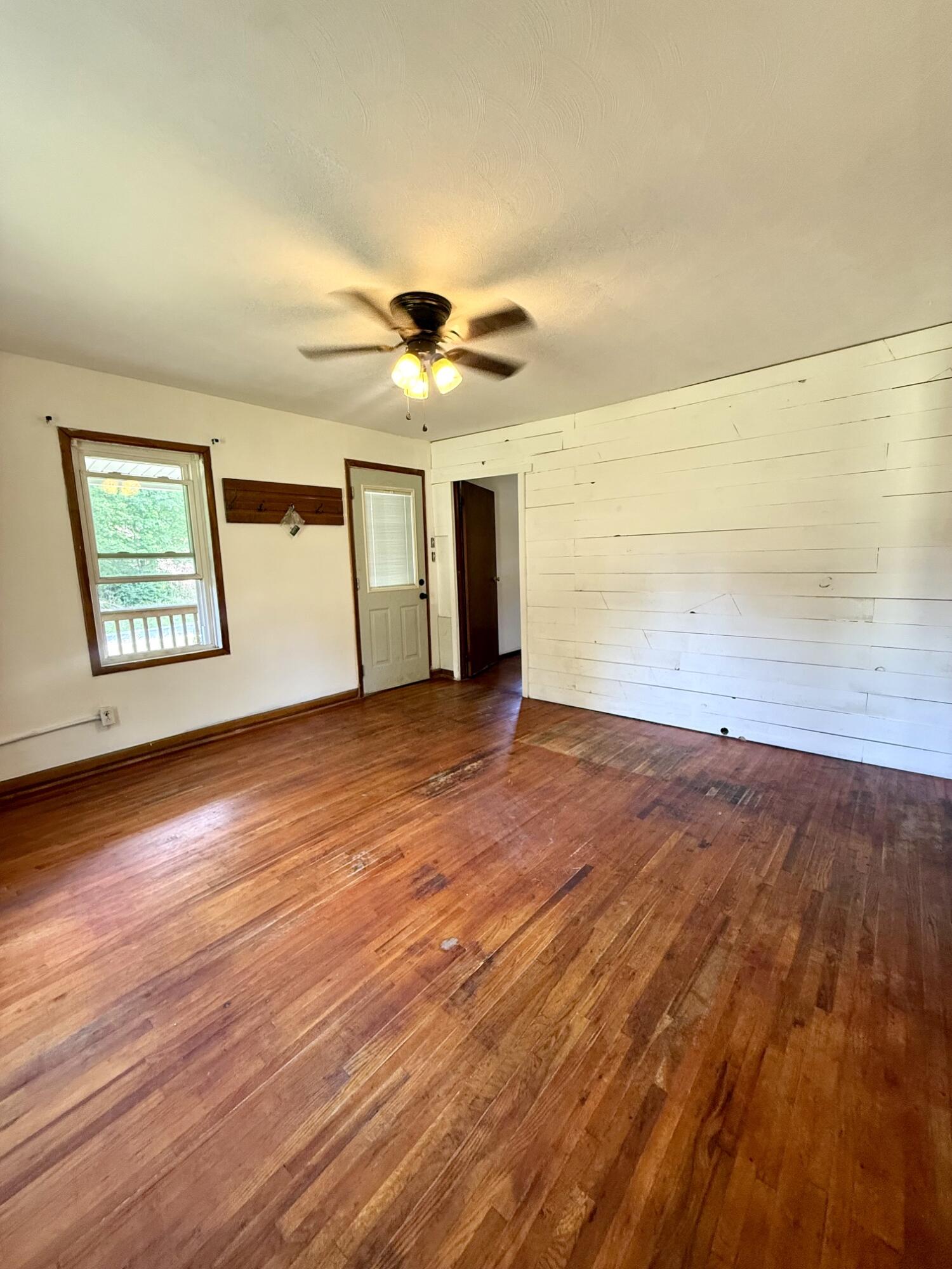 13860 Us-421 Property Photo 8