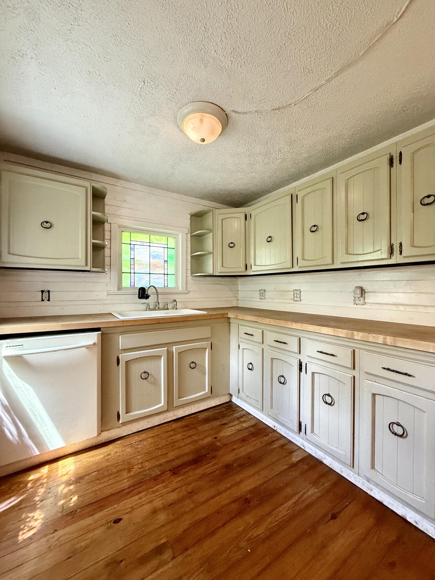 13860 Us-421 Property Photo 11