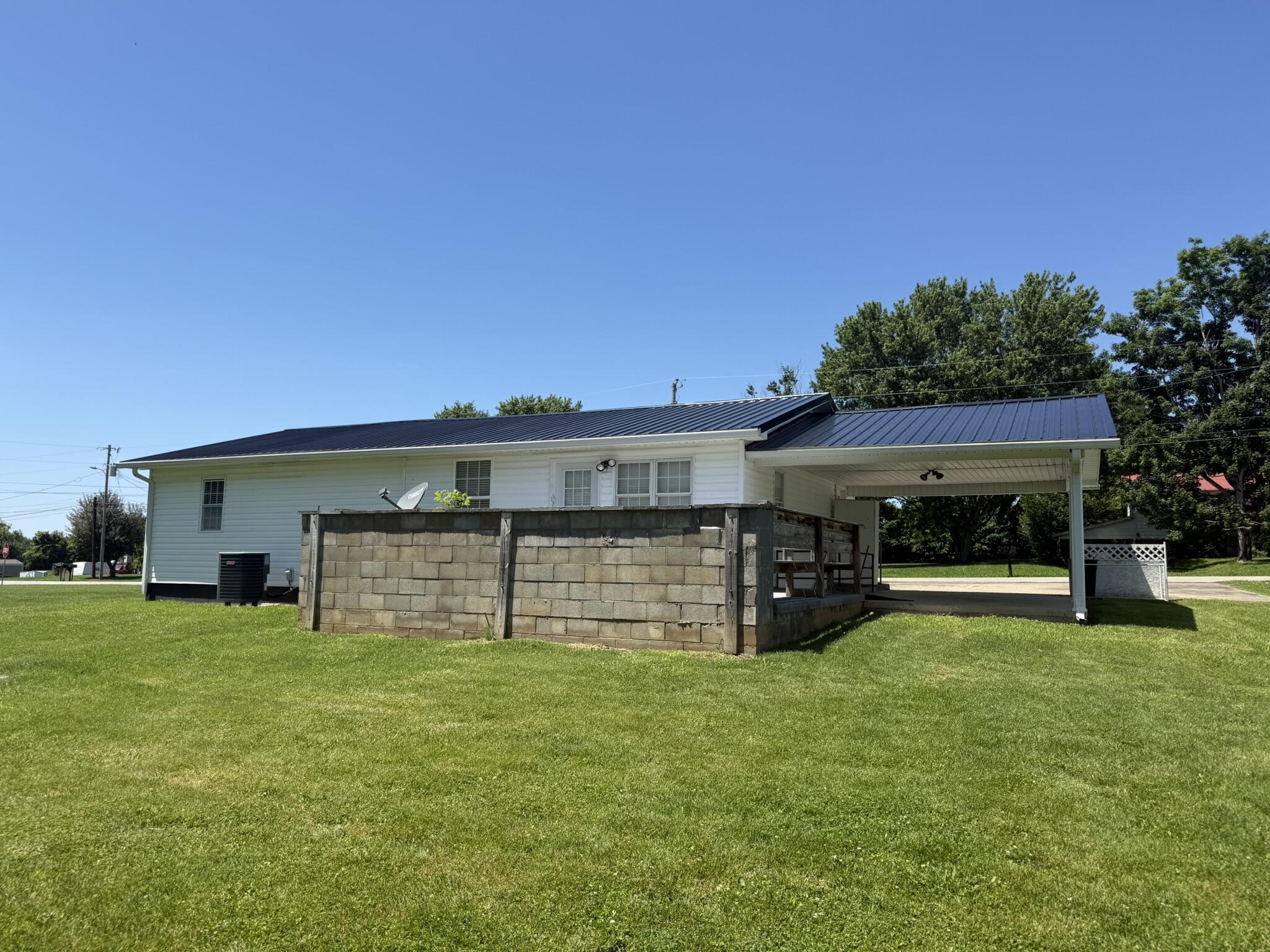 93 Green Acres Drive Property Photo 9