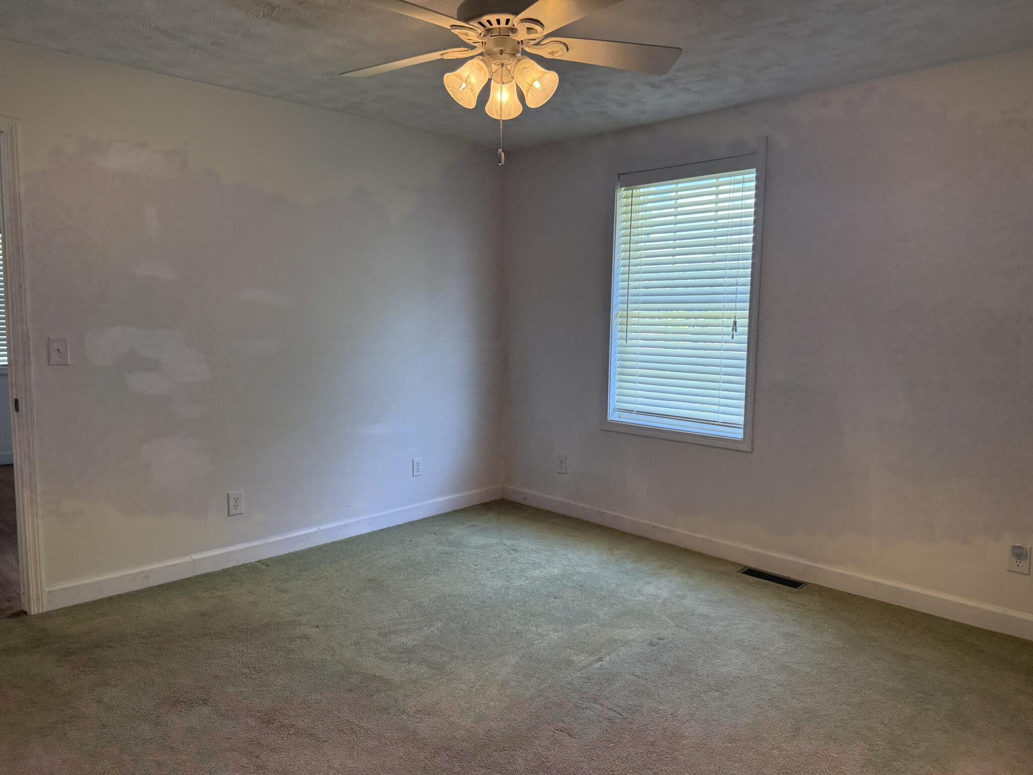 93 Green Acres Drive Property Photo 37