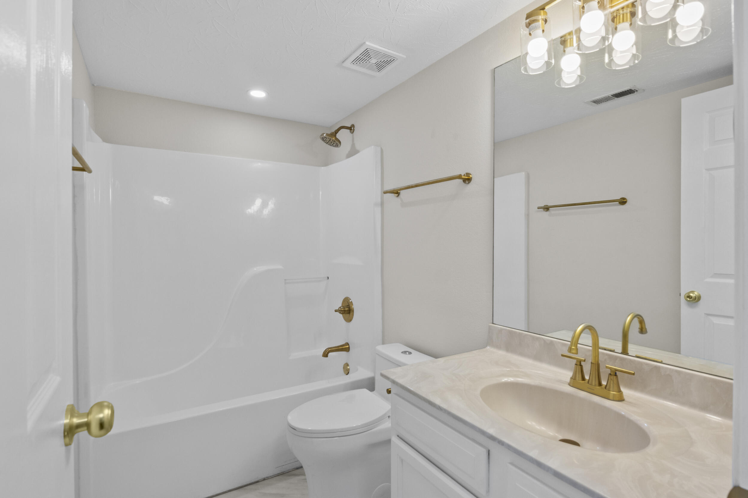 204 Robert M Green Boulevard Property Photo 16