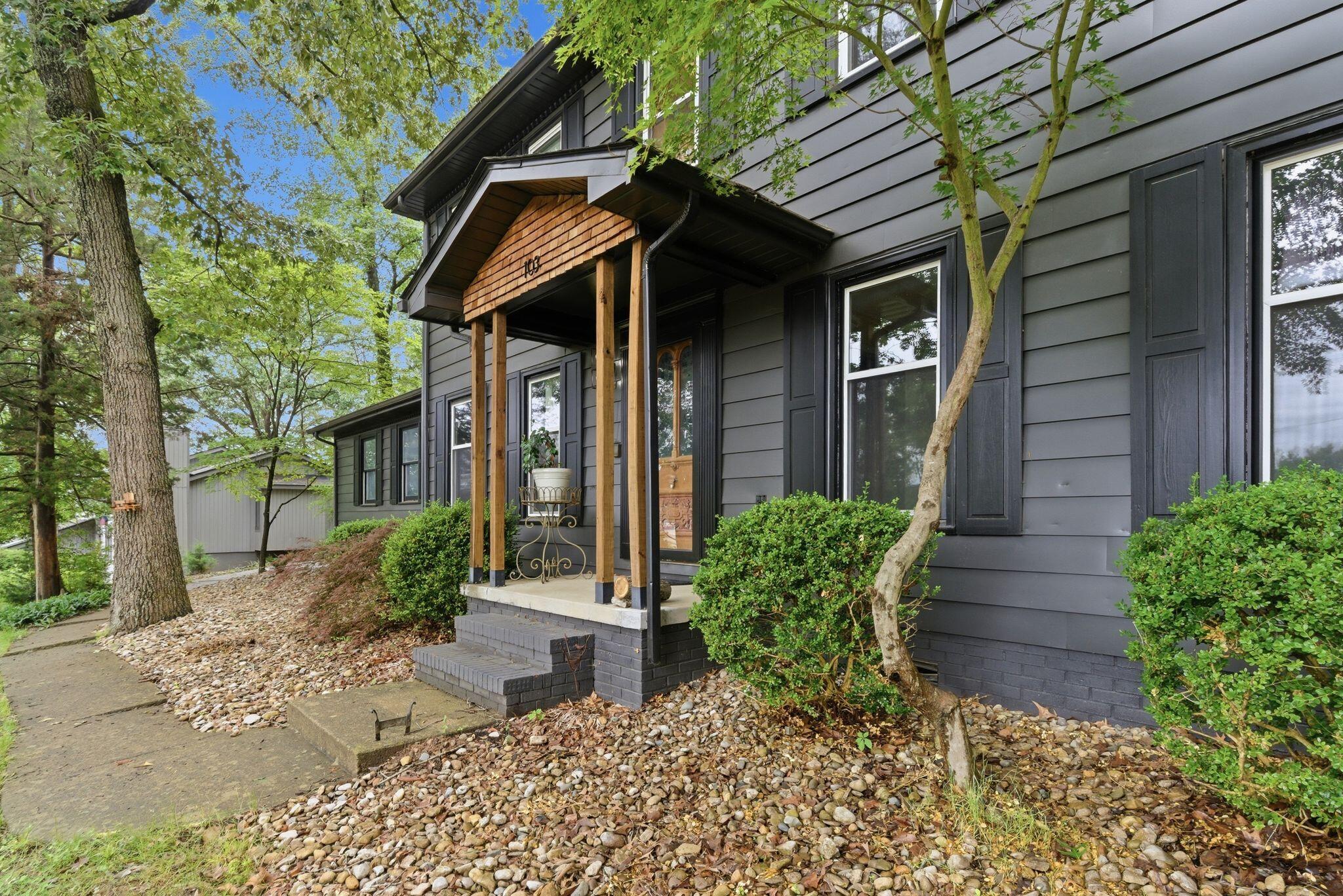 103 Harrison Court Property Photo 4
