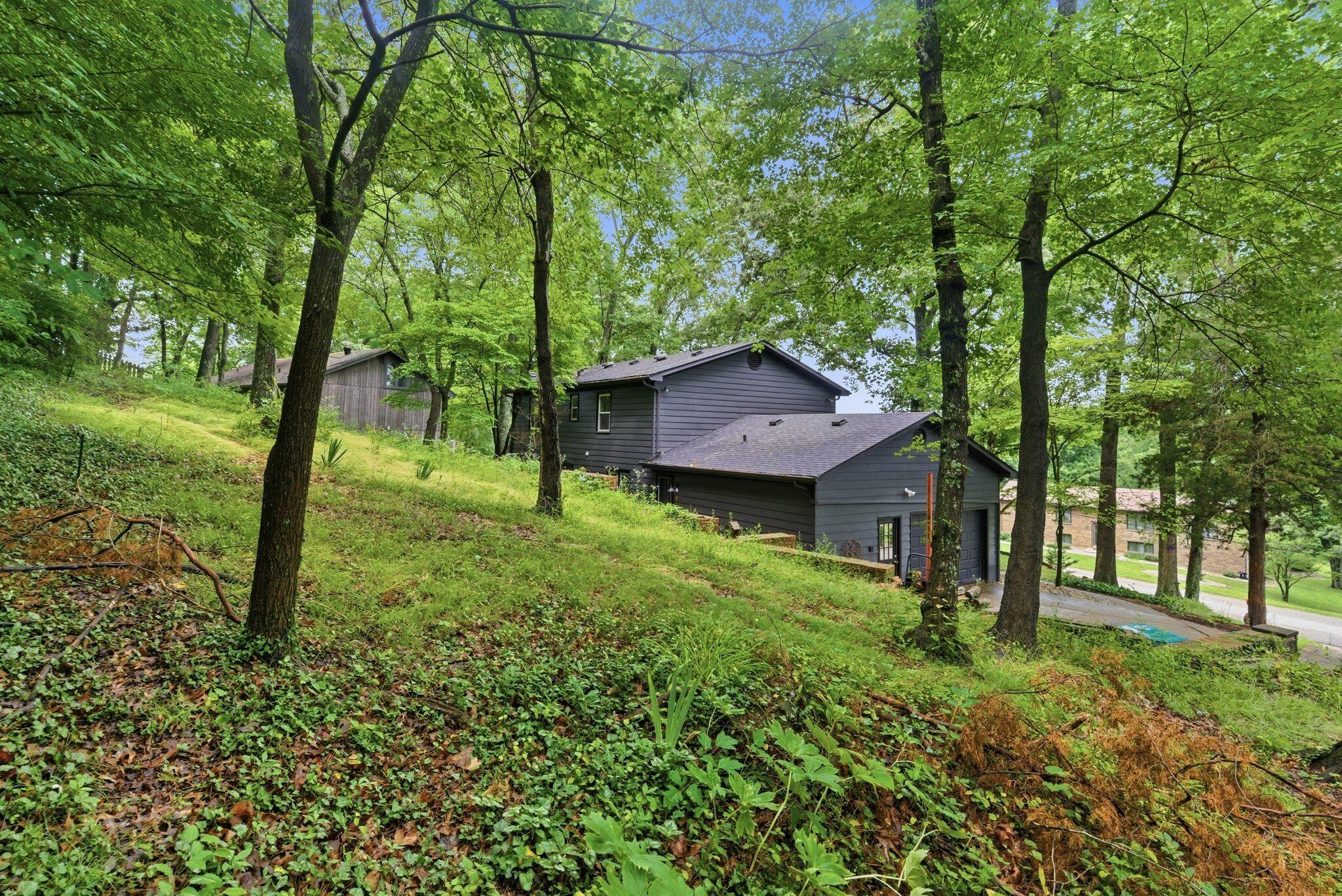 103 Harrison Court Property Photo 41