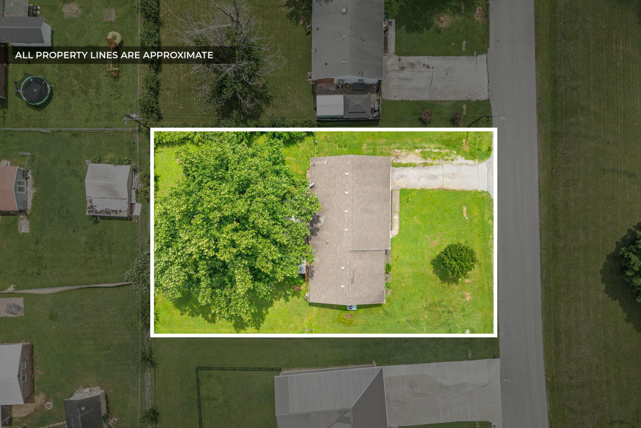 318 Blane Drive Property Photo 4