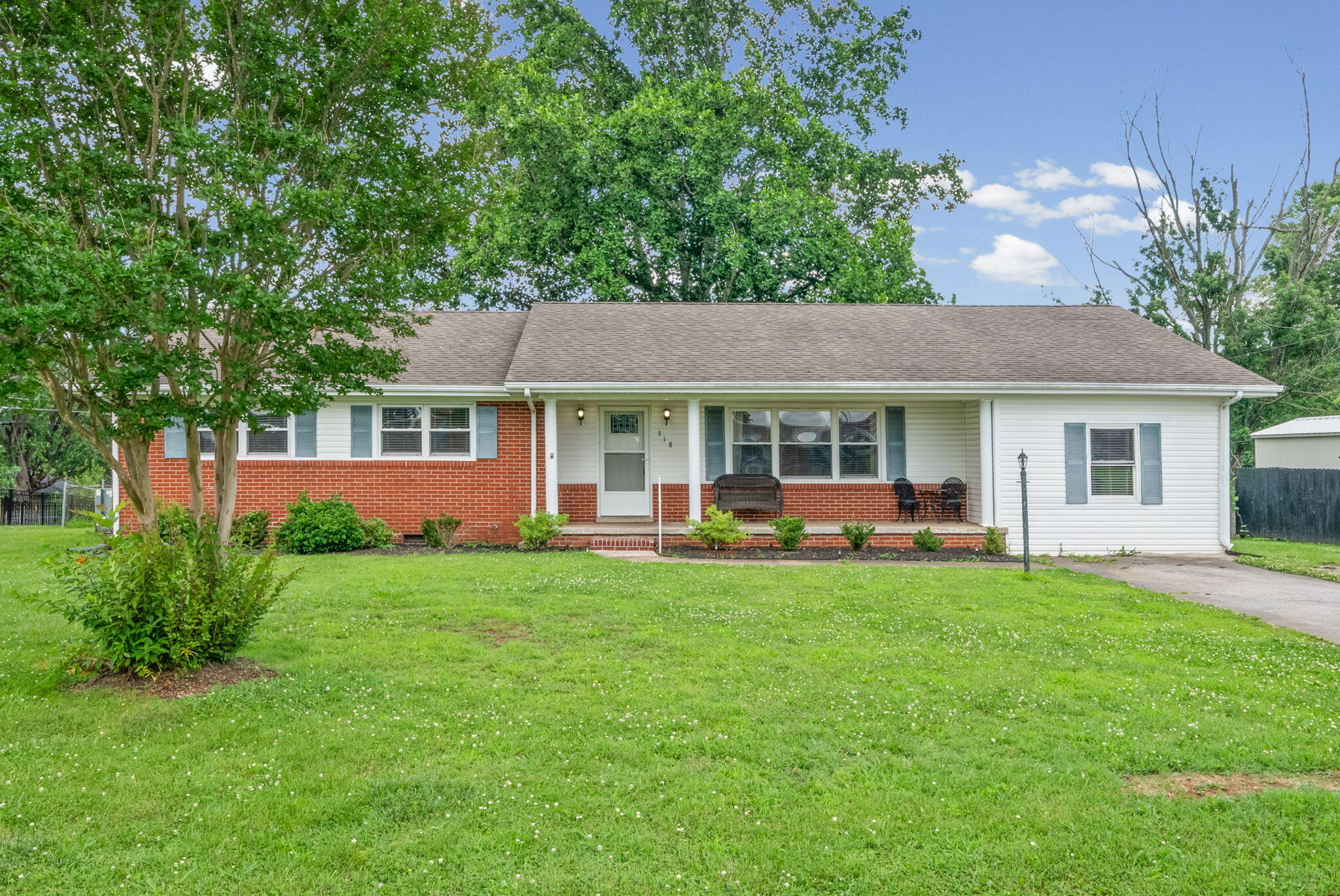 318 Blane Drive Property Photo 5