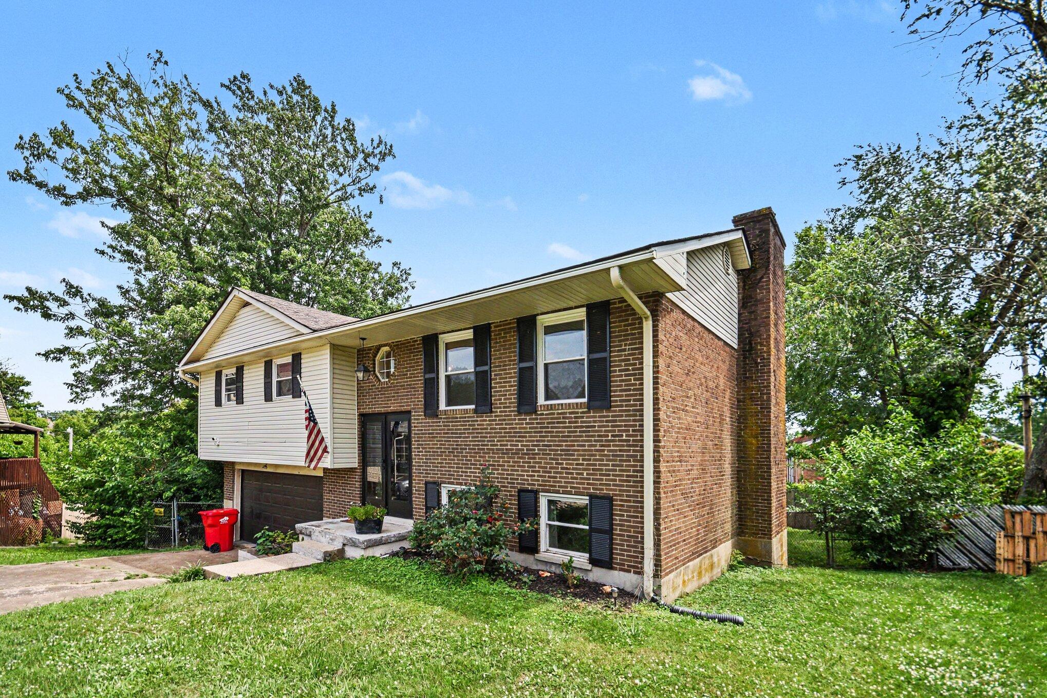 176 Shannon Parkway Property Photo 3