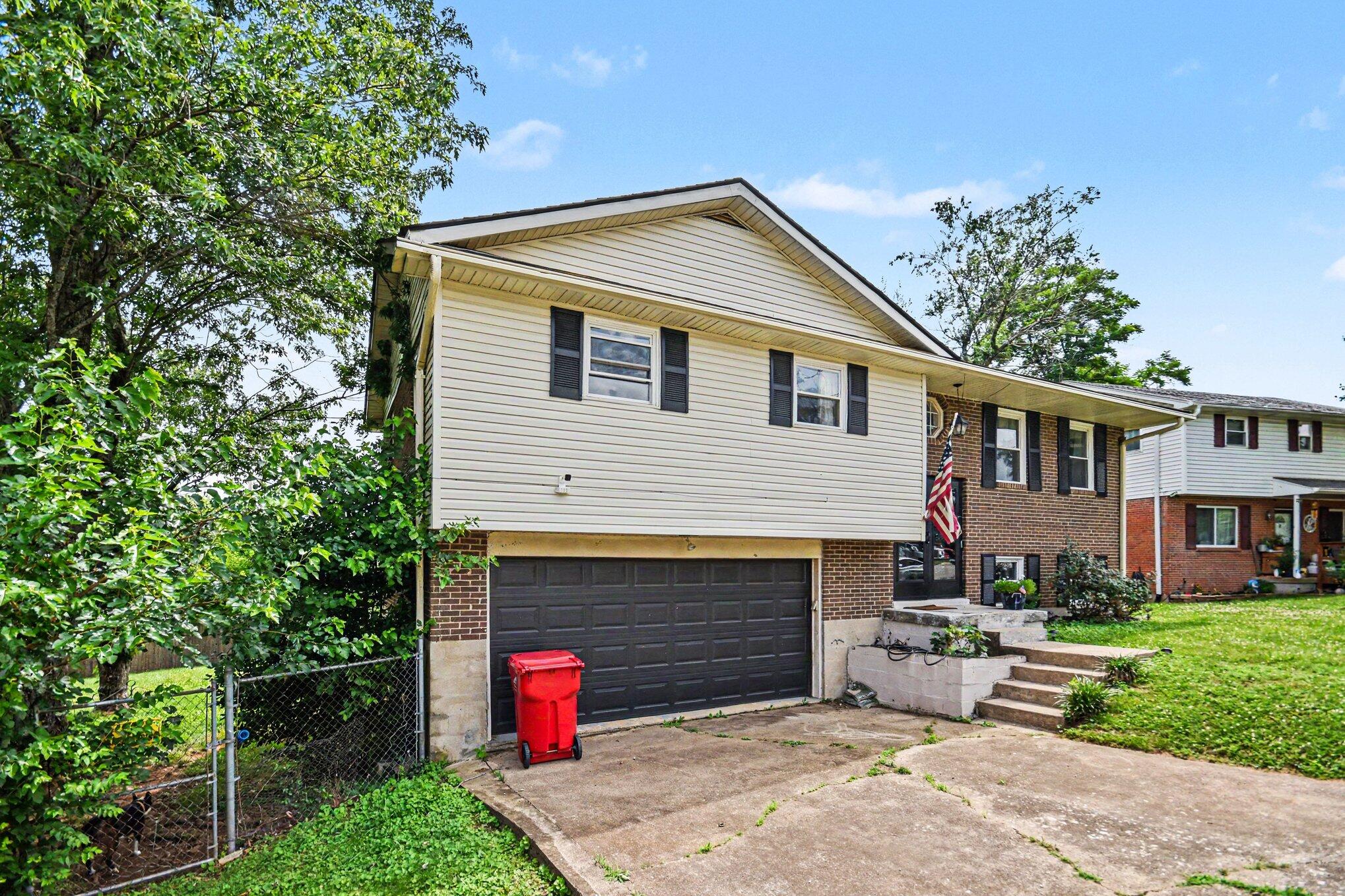 176 Shannon Parkway Property Photo 4