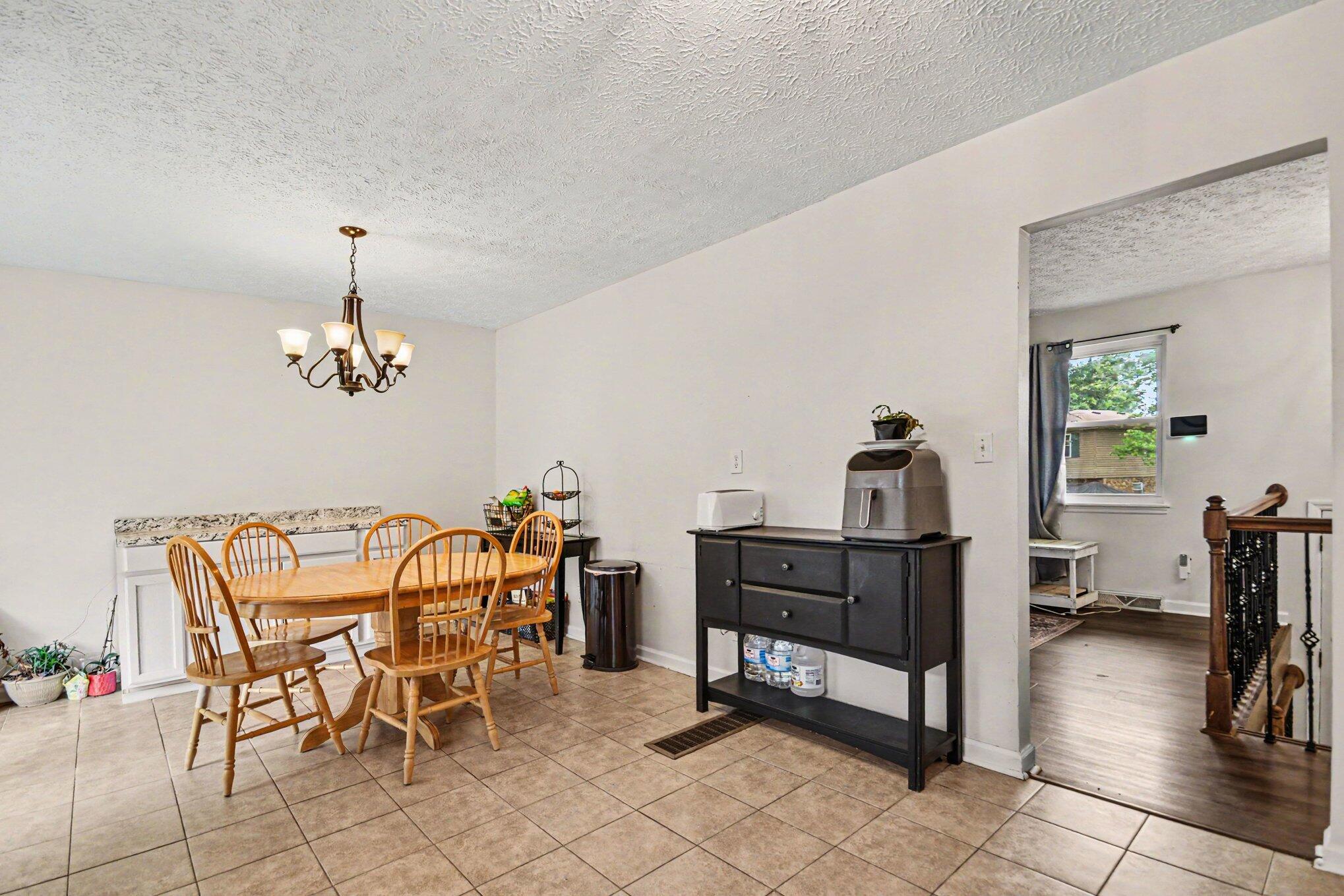 176 Shannon Parkway Property Photo 8