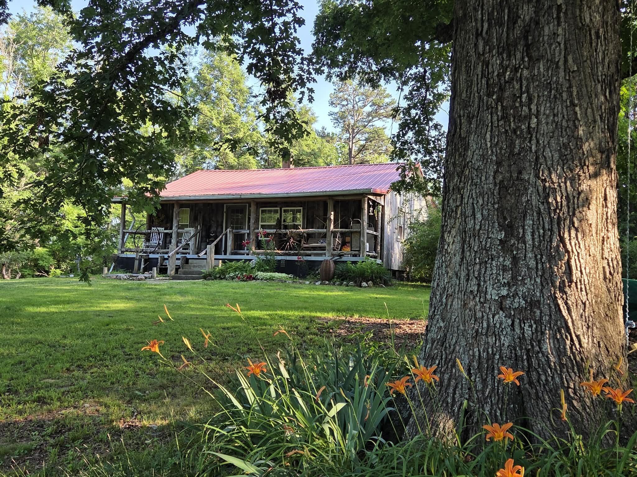 110 Cox Road Property Photo 4
