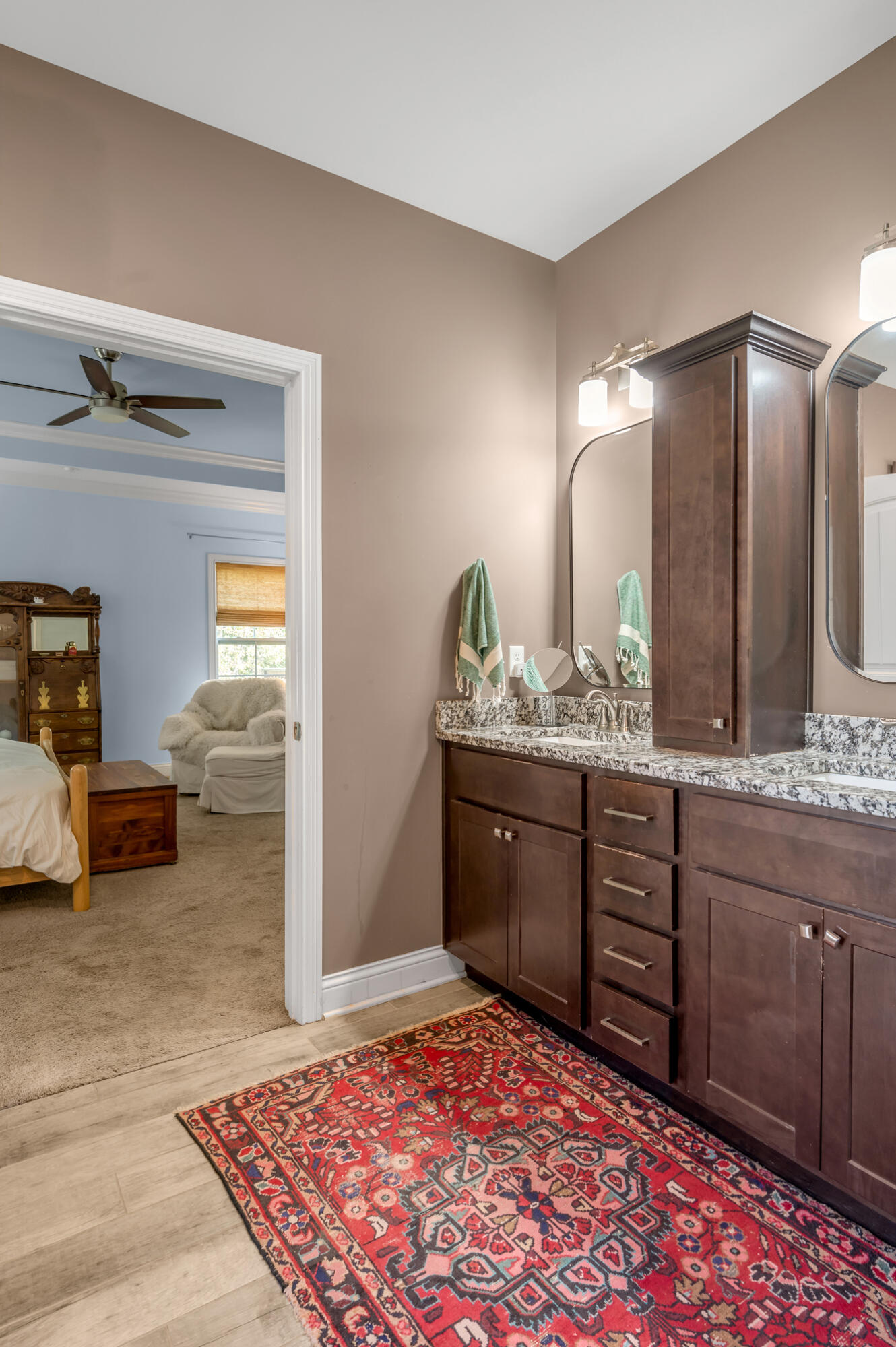 4060 Greentree Road Property Photo 19