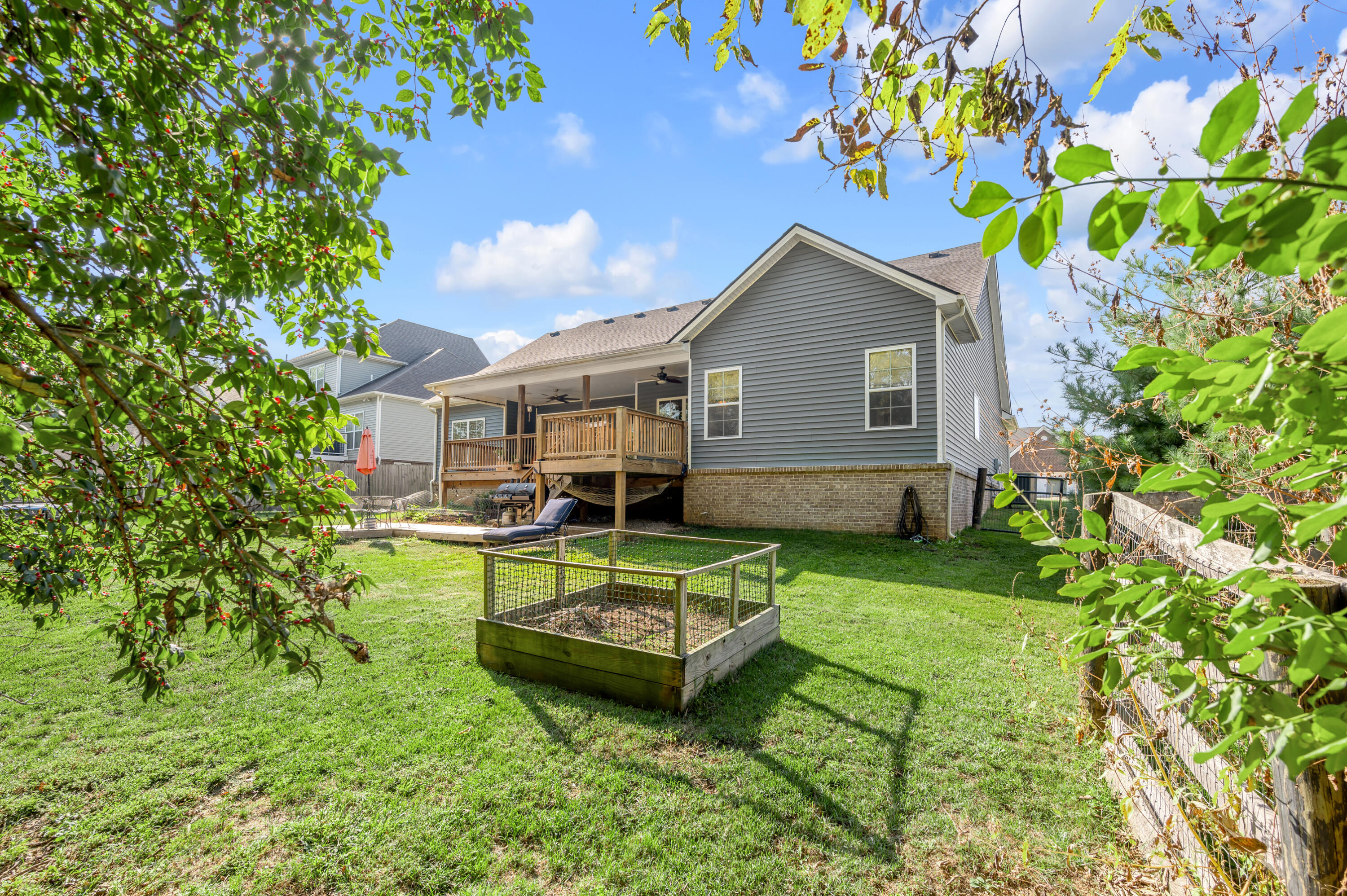 4060 Greentree Road Property Photo 32