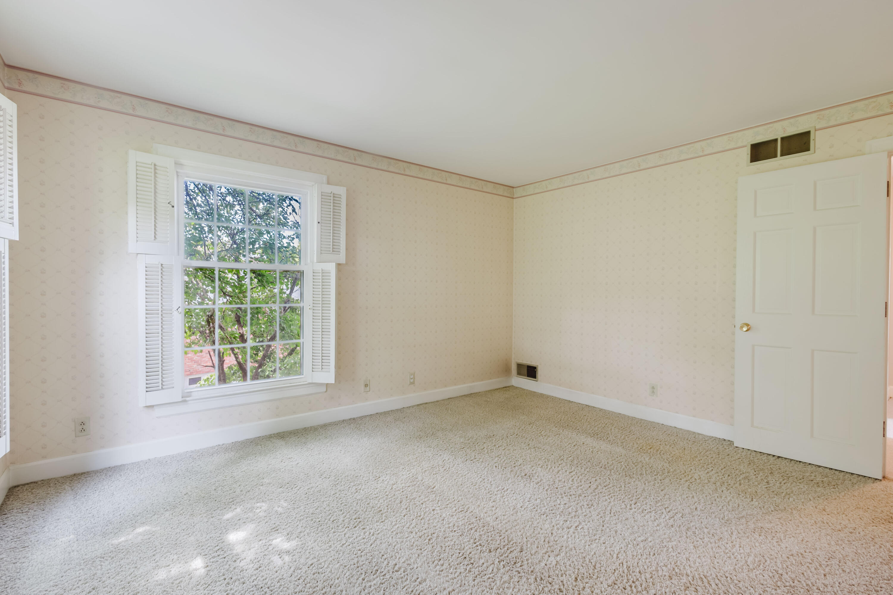200 Westover Road Property Photo 29