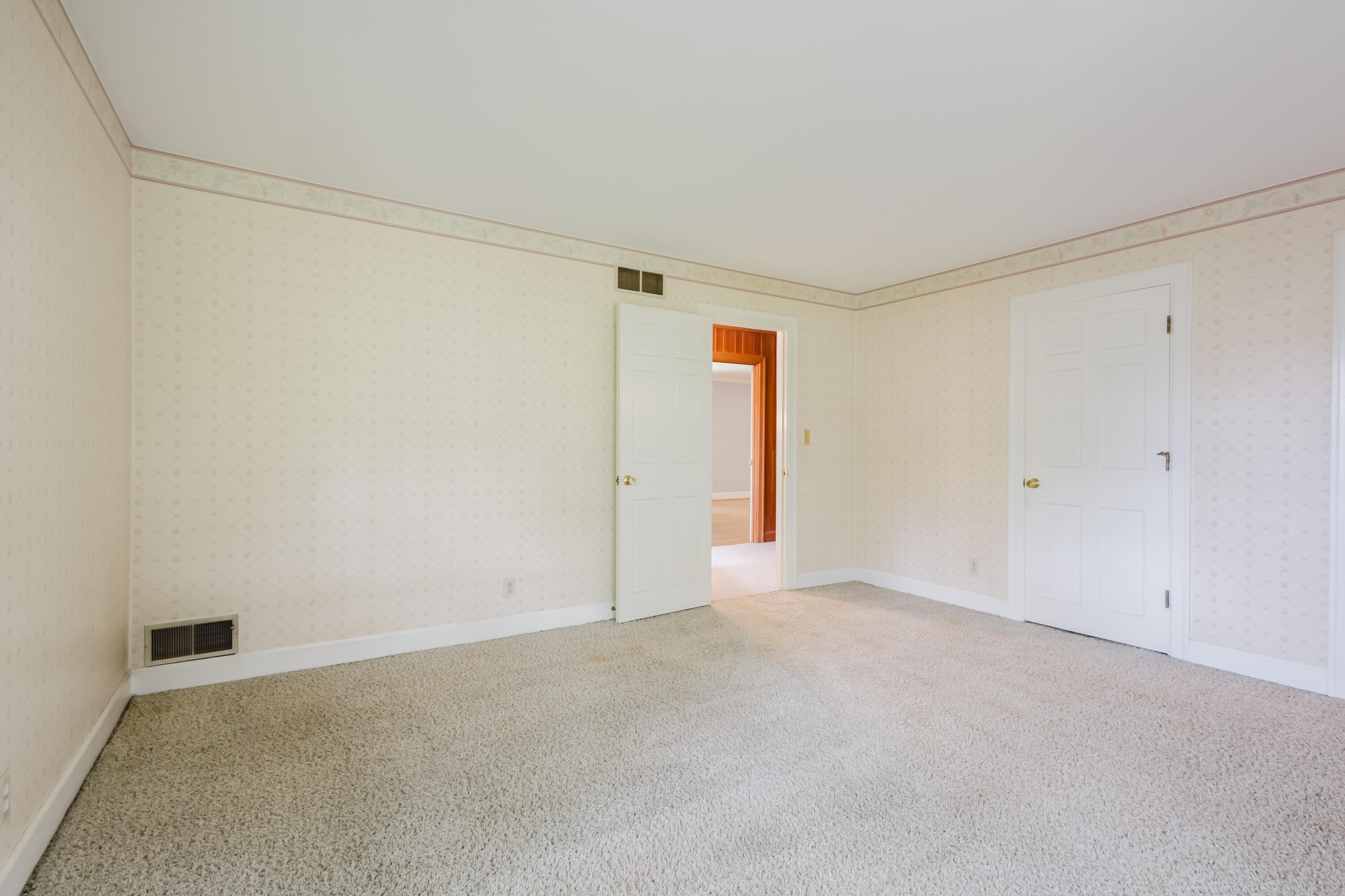 200 Westover Road Property Photo 30