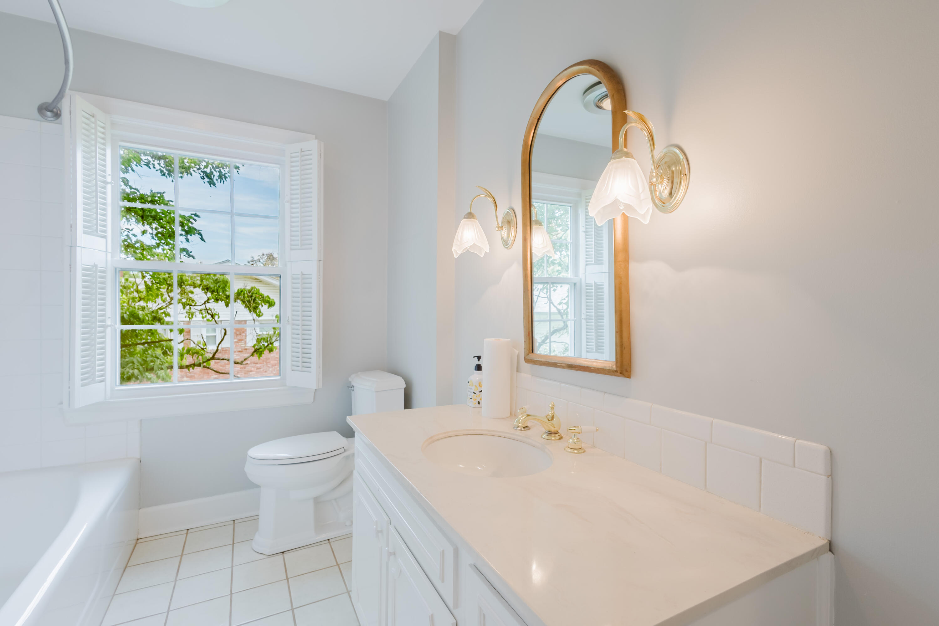 200 Westover Road Property Photo 33