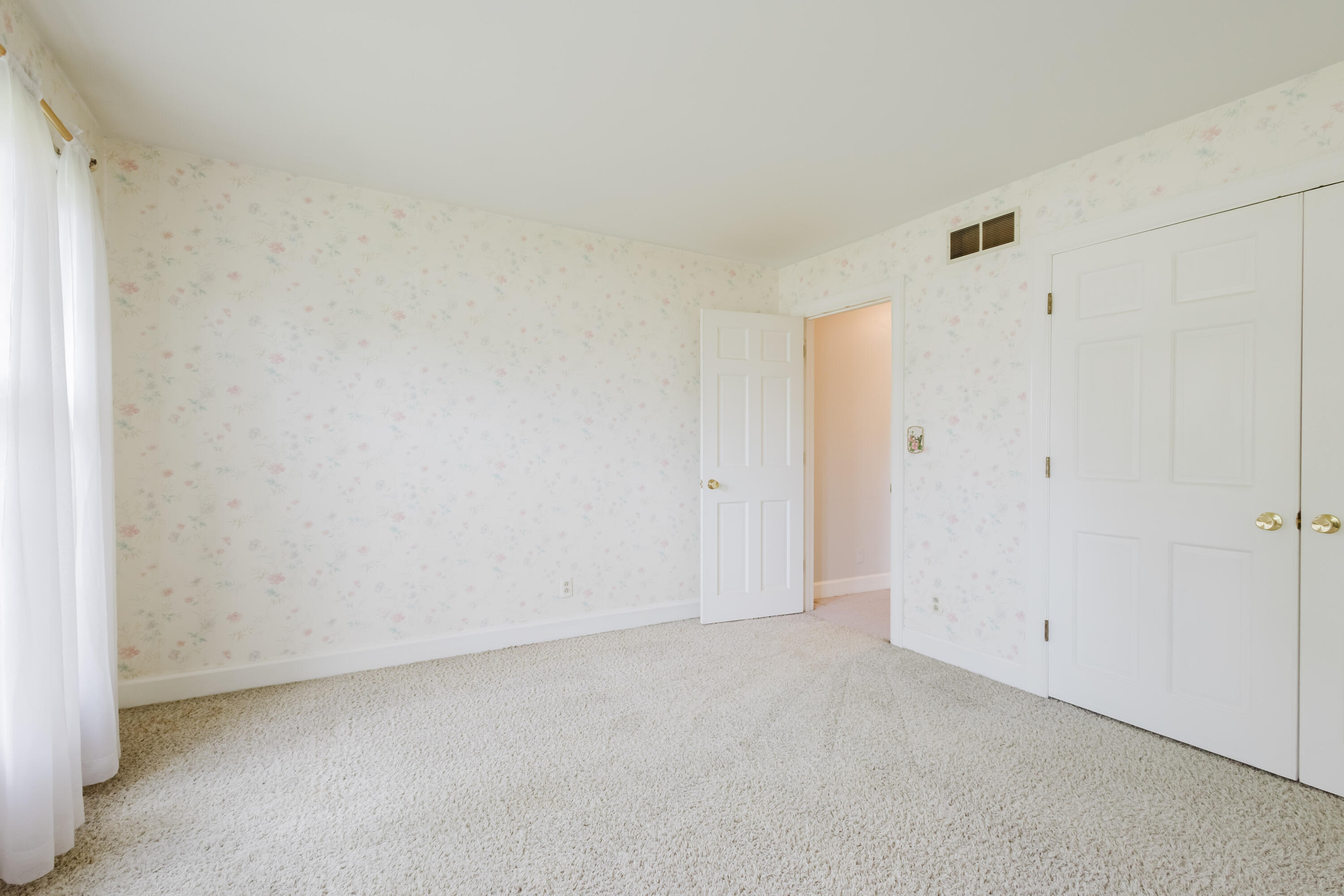 200 Westover Road Property Photo 37