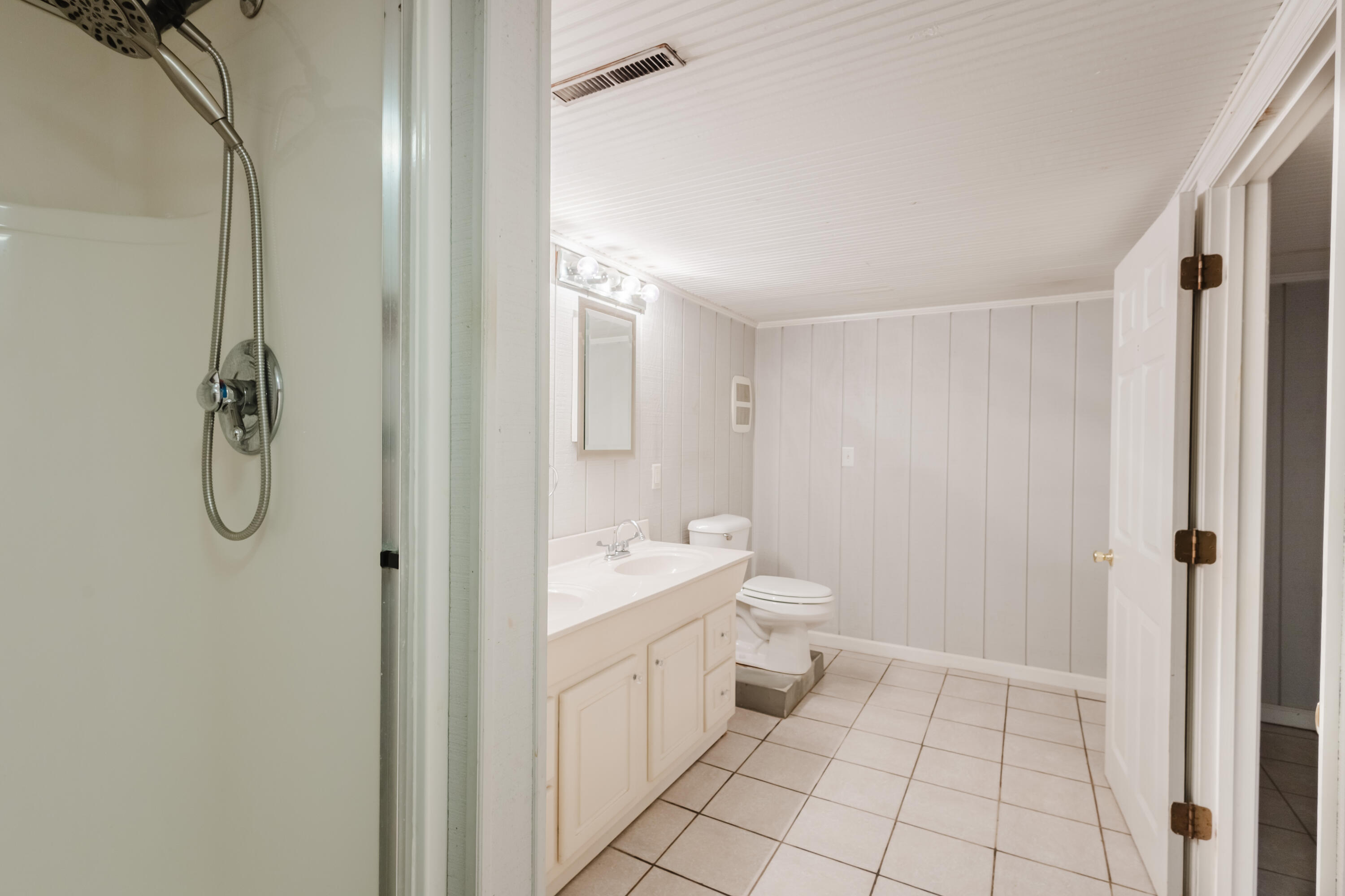 200 Westover Road Property Photo 61