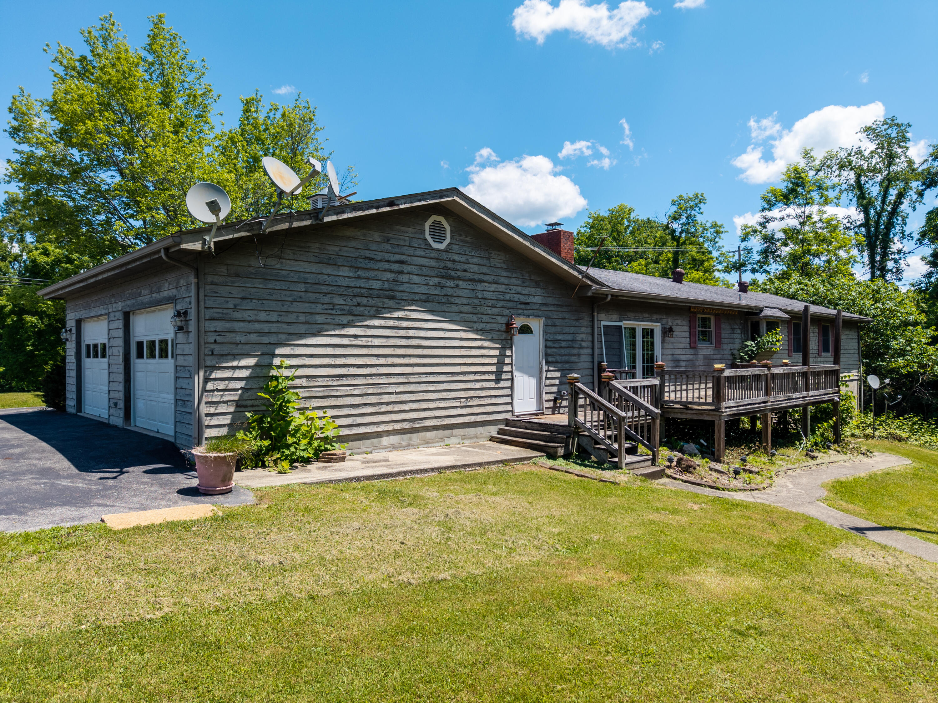 865 Liberty Road Property Photo 4