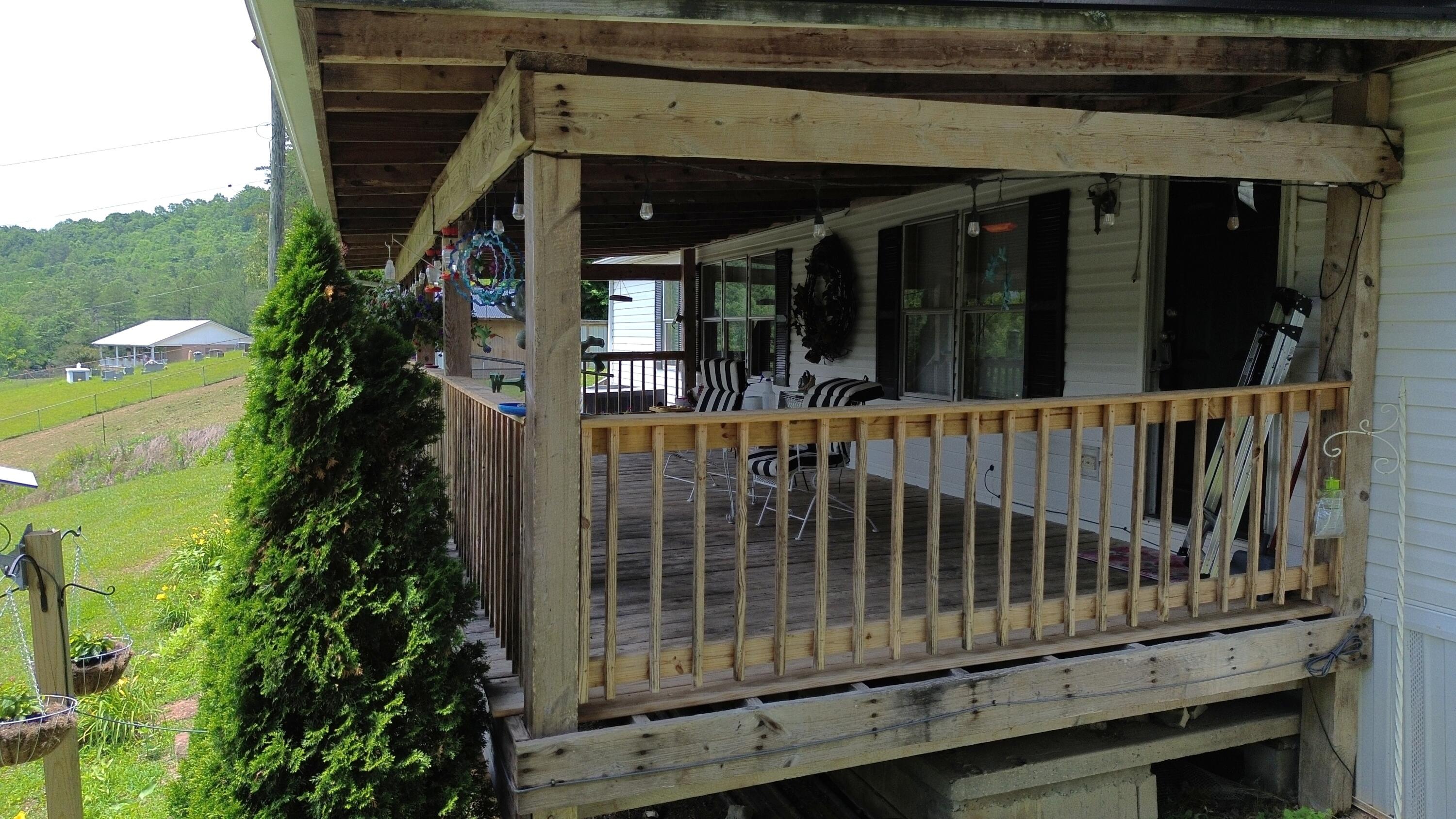 1041 State Hwy 1809 Property Photo 6