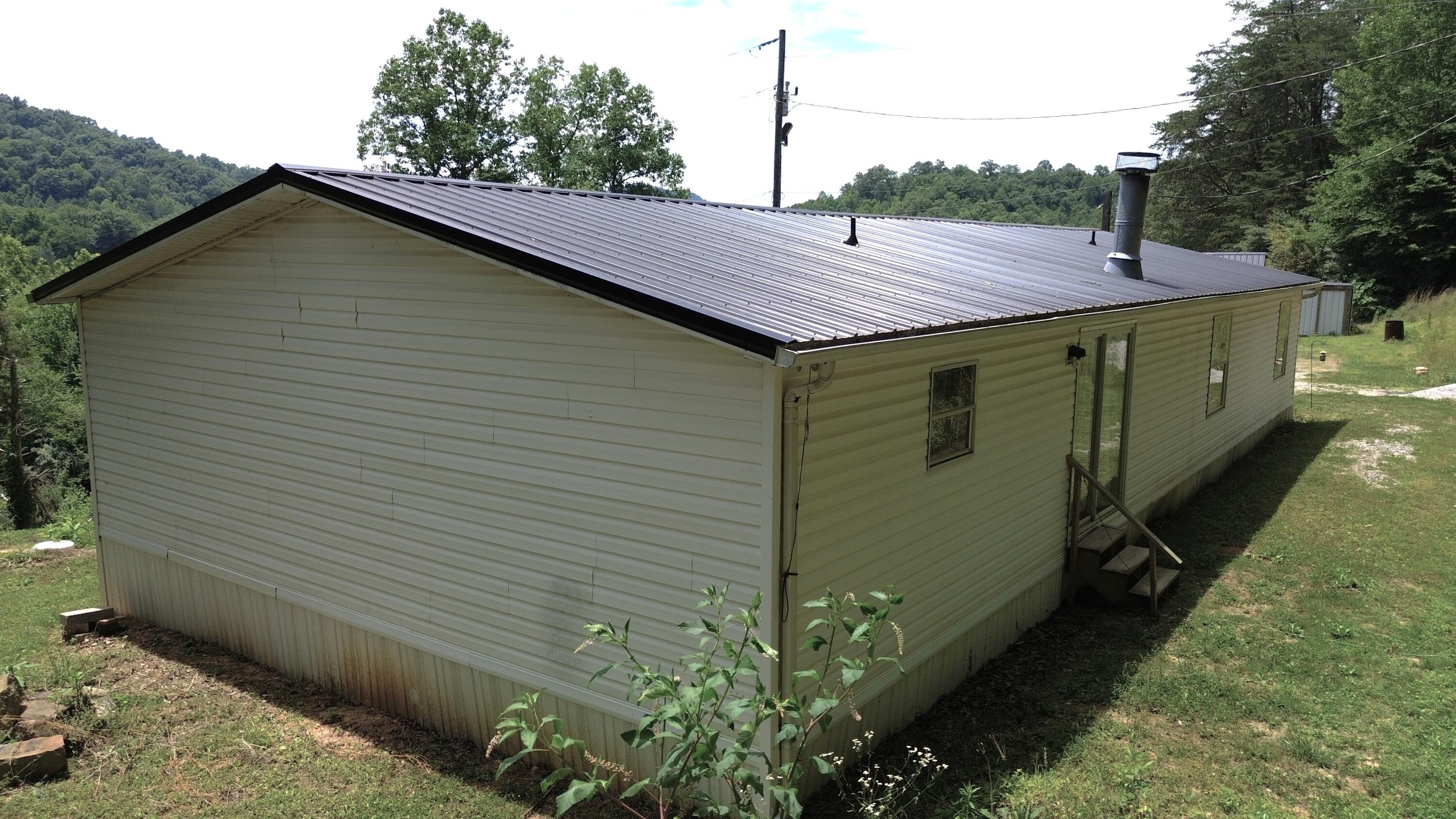 1041 State Hwy 1809 Property Photo 31