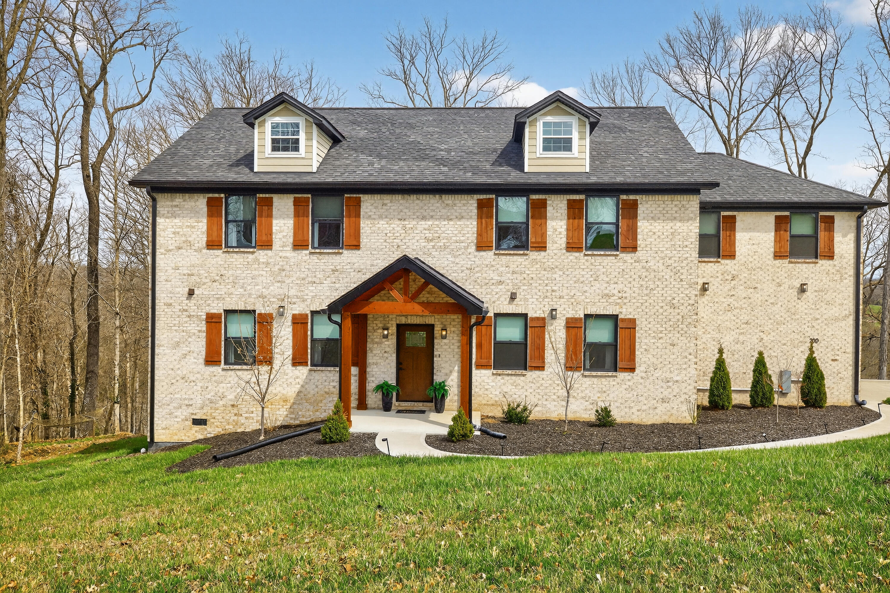 200 Avawam Drive Property Photo 3