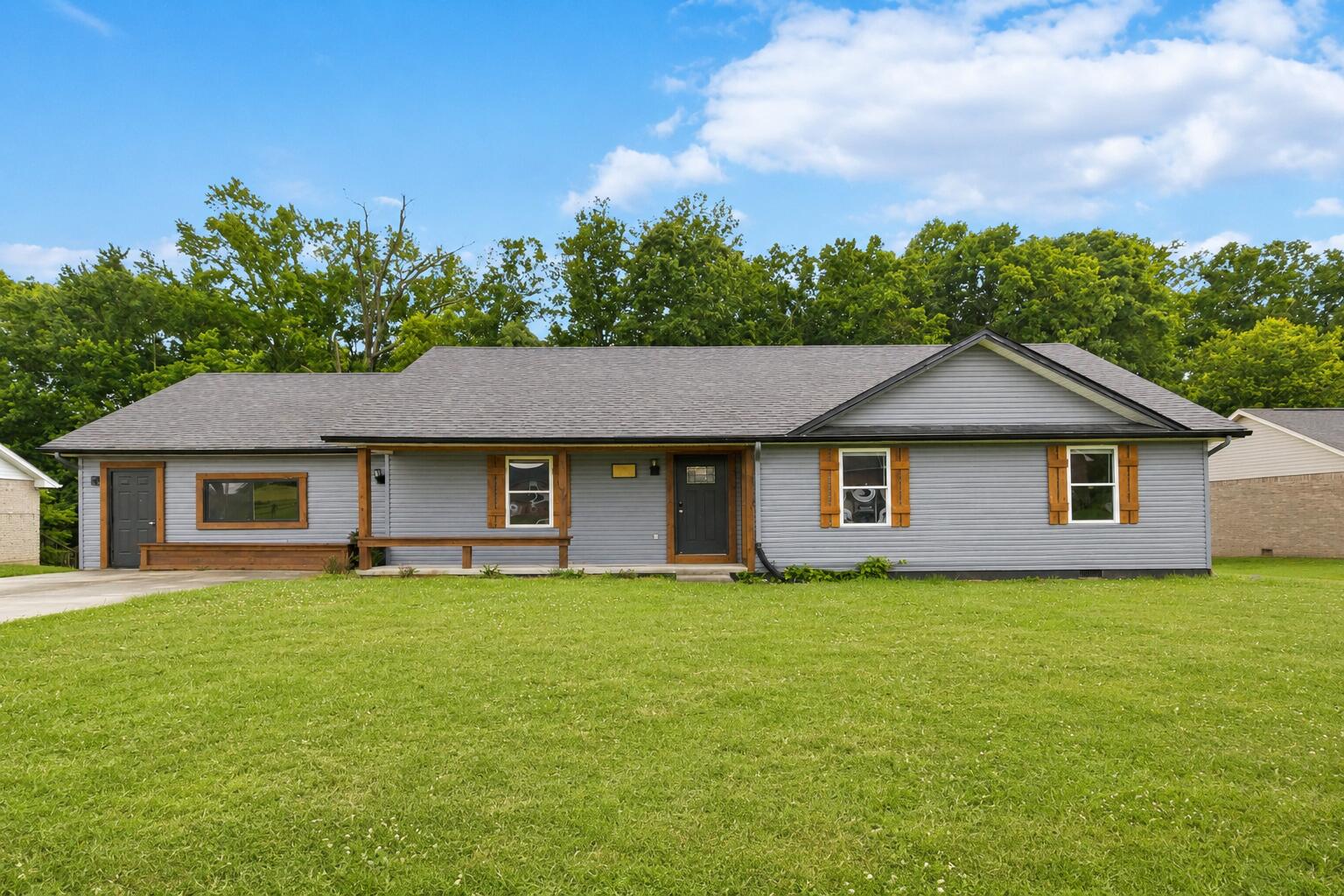 78 Misty Drive Property Photo 1
