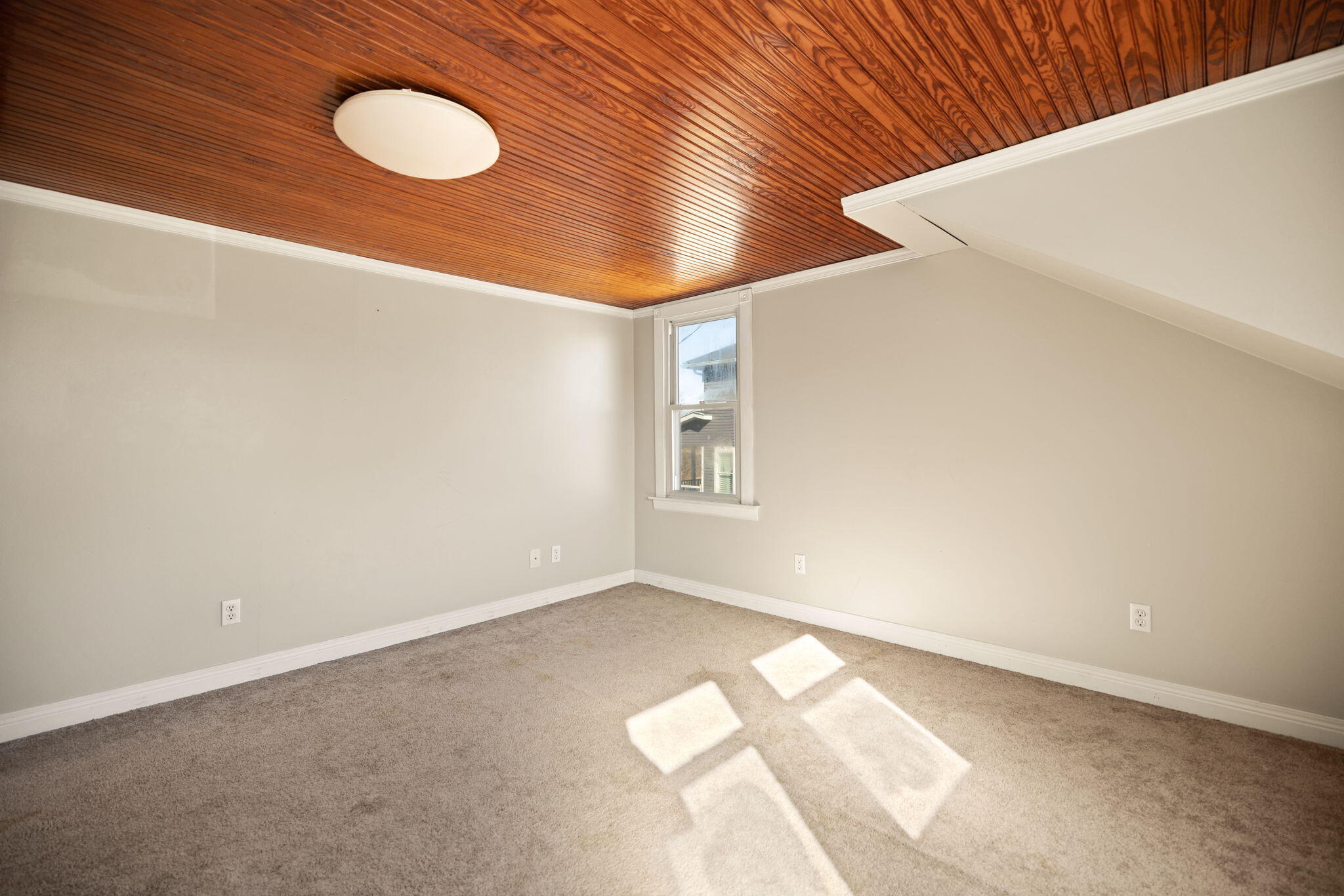 108 High Street Property Photo 25