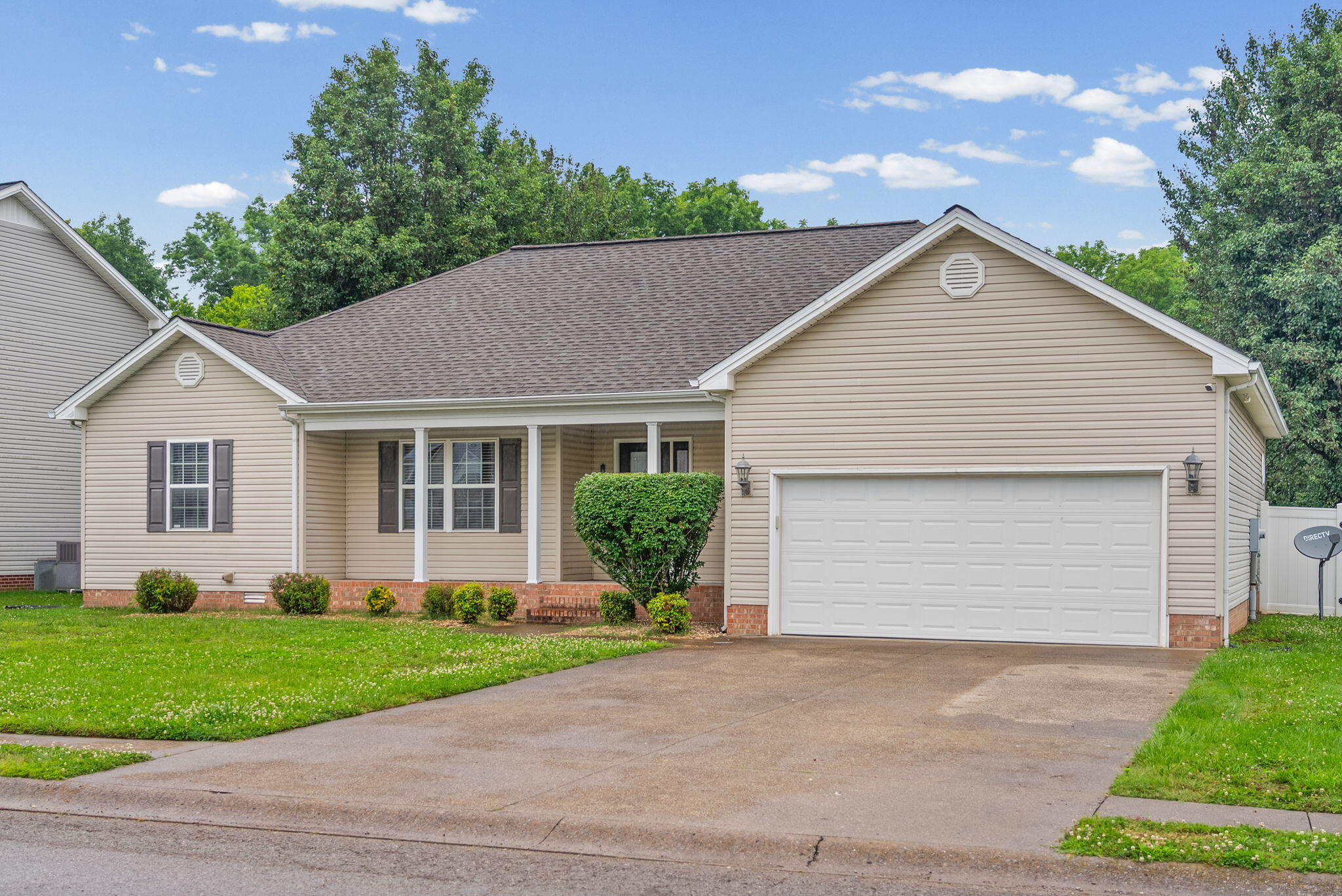 991 Wing Tip Circle Property Photo 2