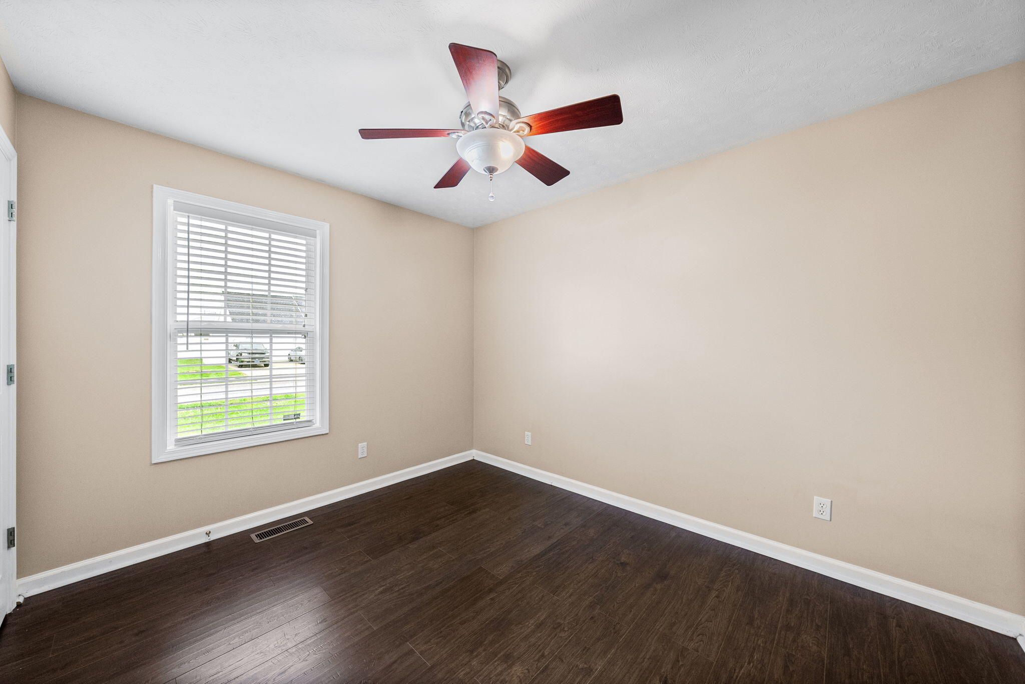 991 Wing Tip Circle Property Photo 24
