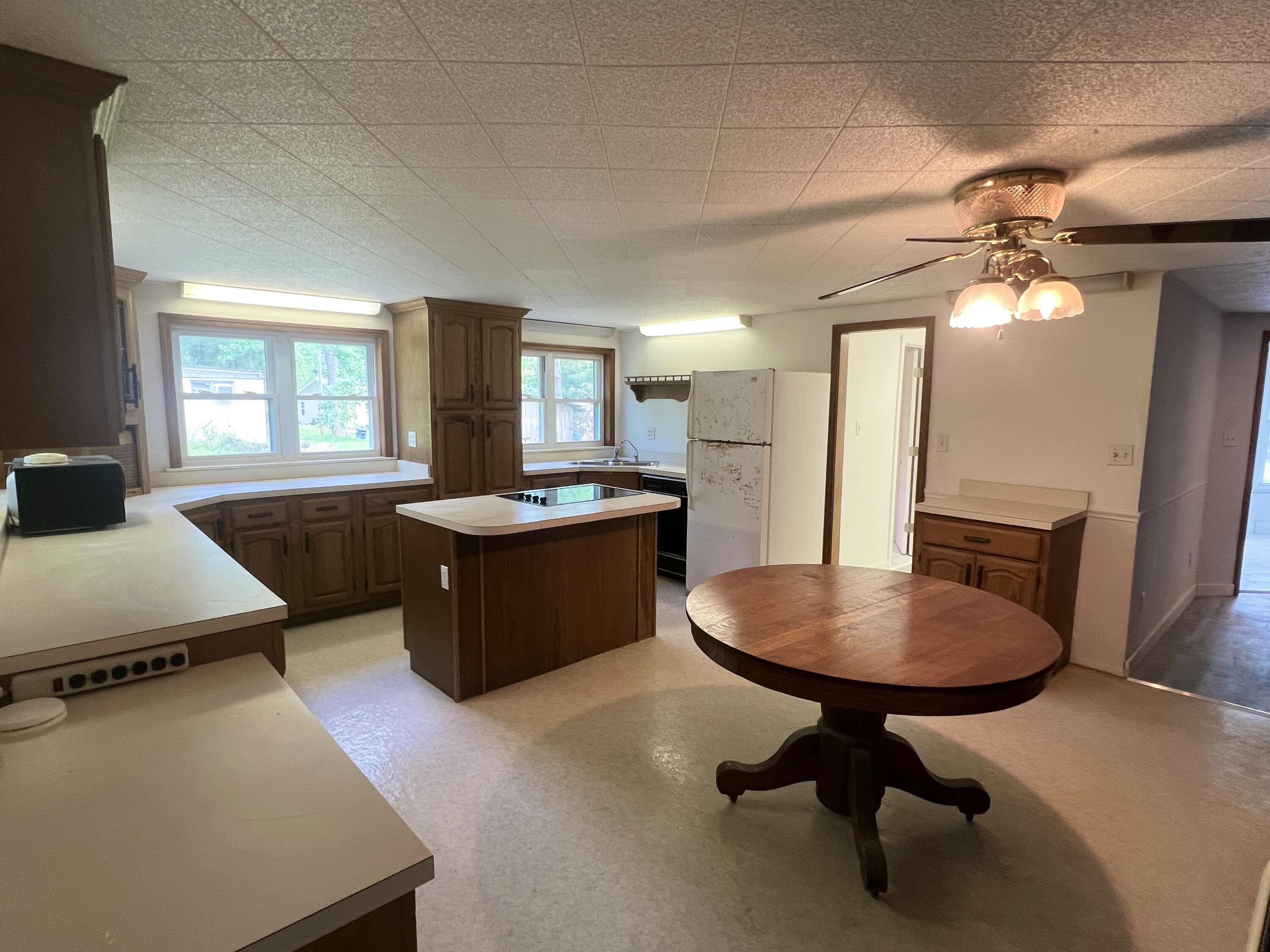 227 Little Louisville Road Property Photo 7