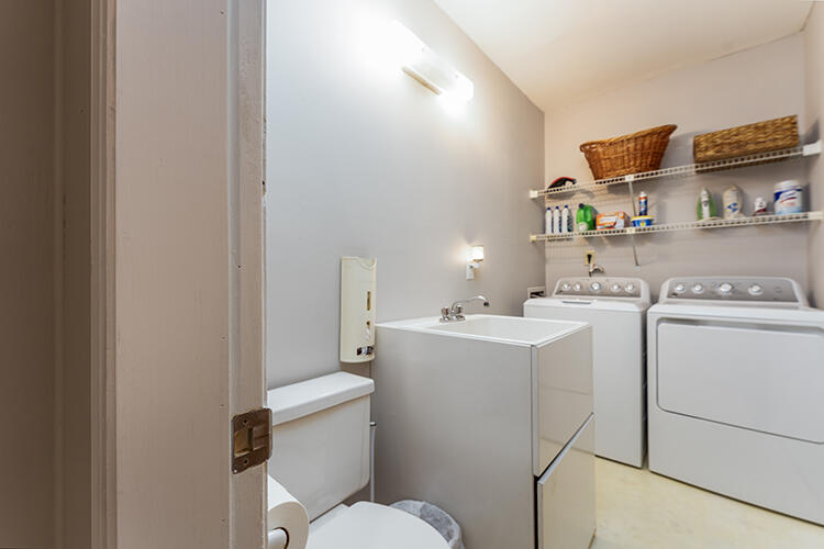 3700 Forest Green Drive Property Photo 36