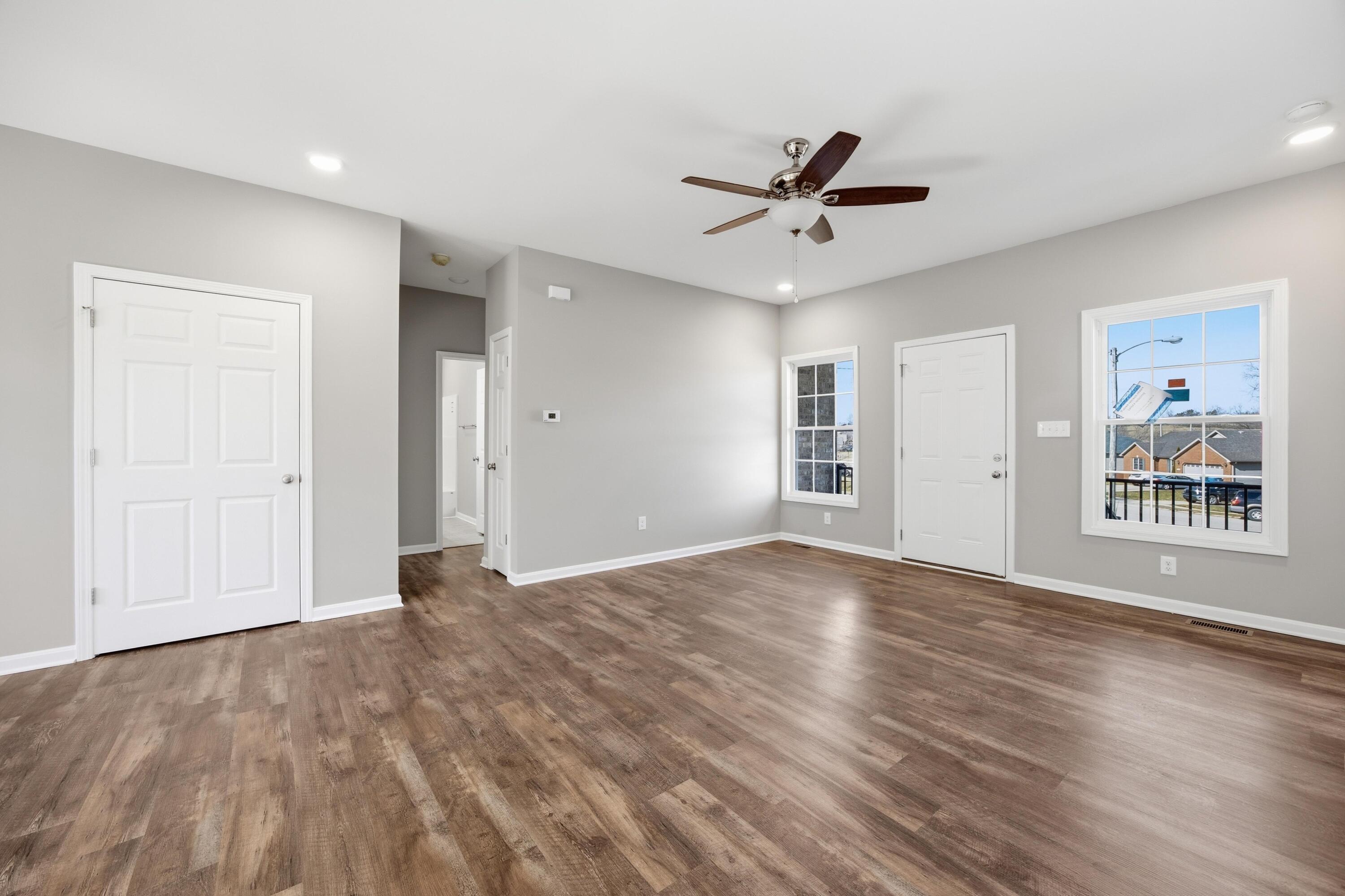 2070 Nathan Way Property Photo 13