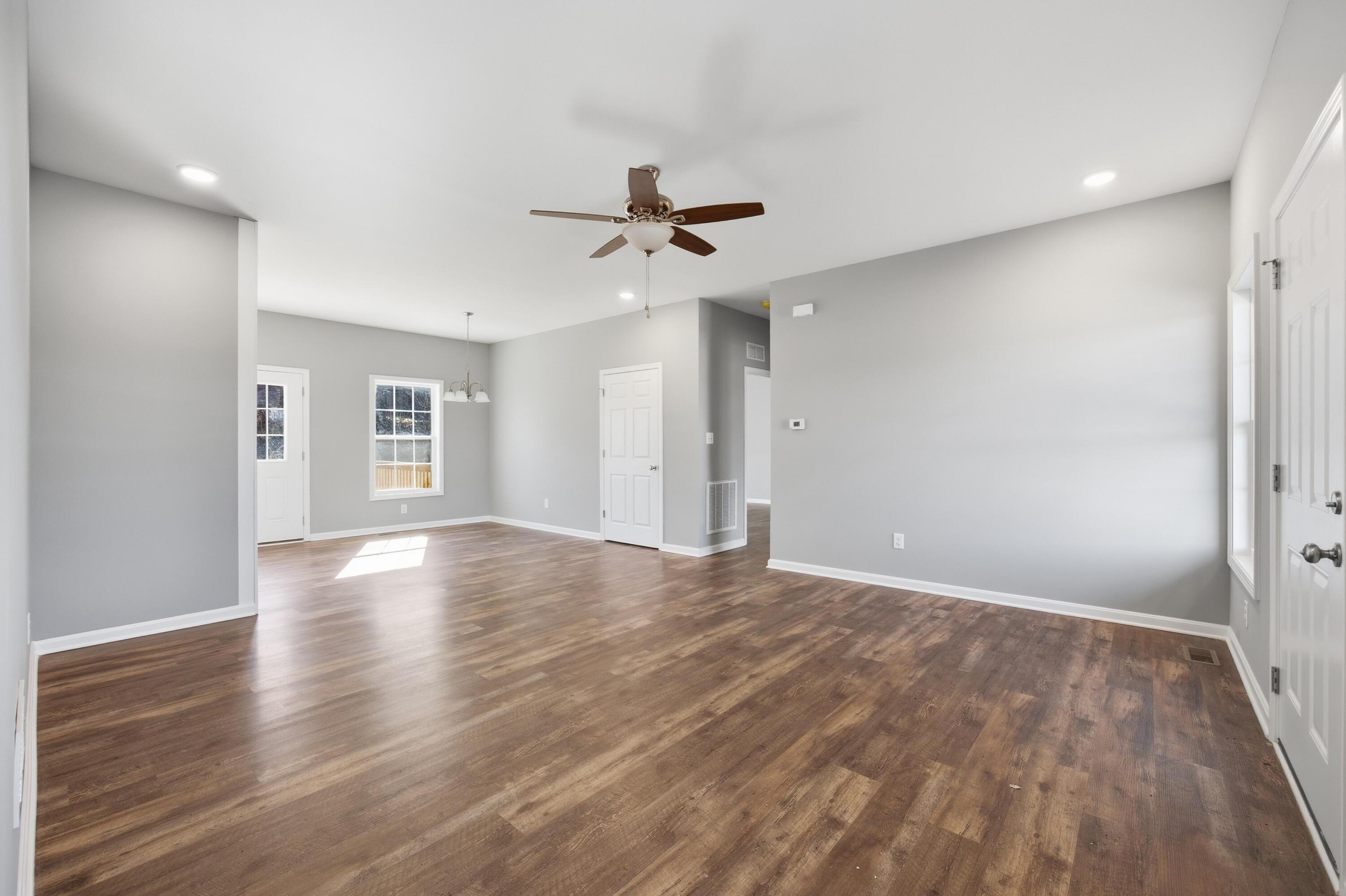 2070 Nathan Way Property Photo 14