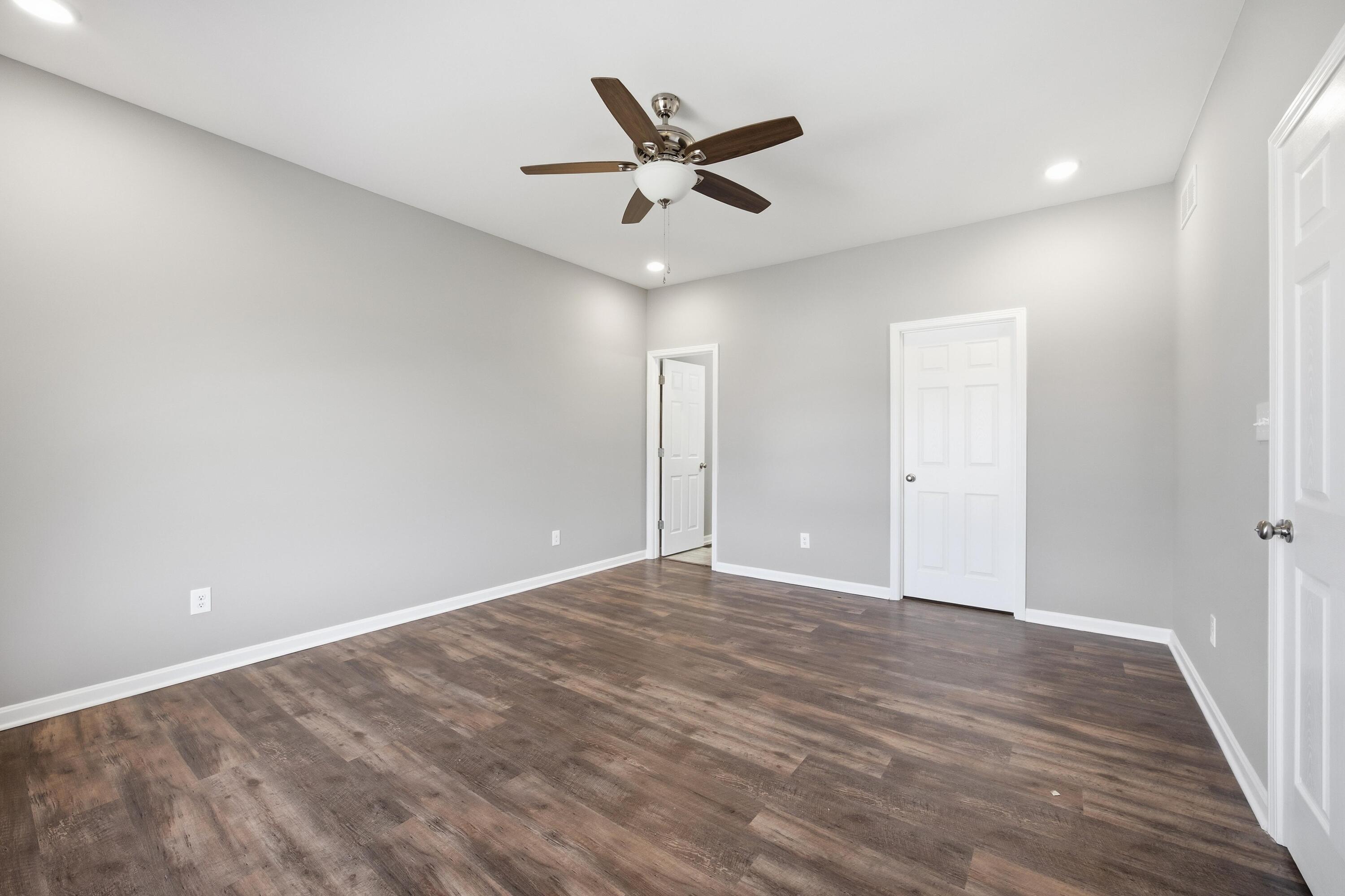2070 Nathan Way Property Photo 18