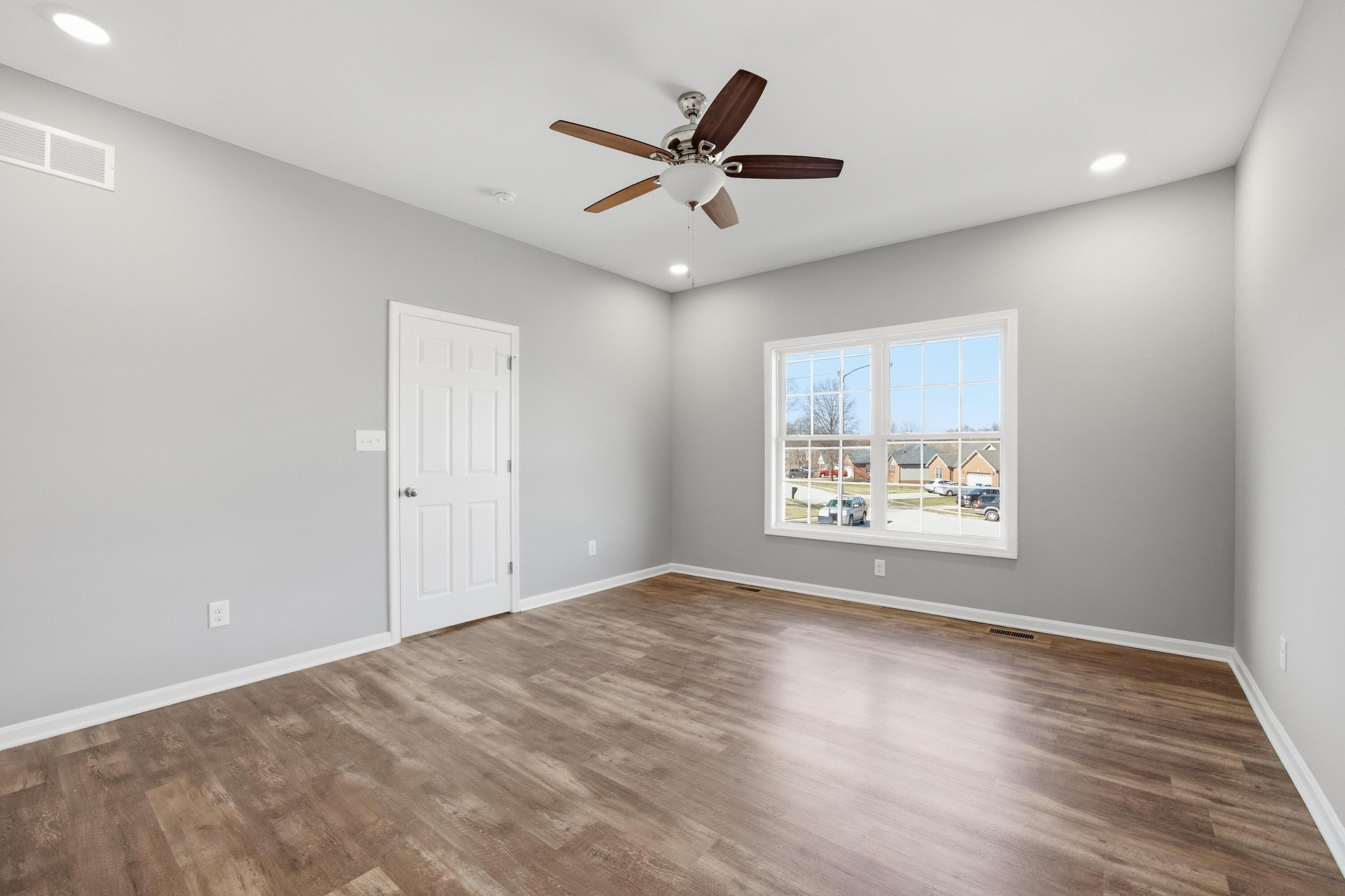 2070 Nathan Way Property Photo 24
