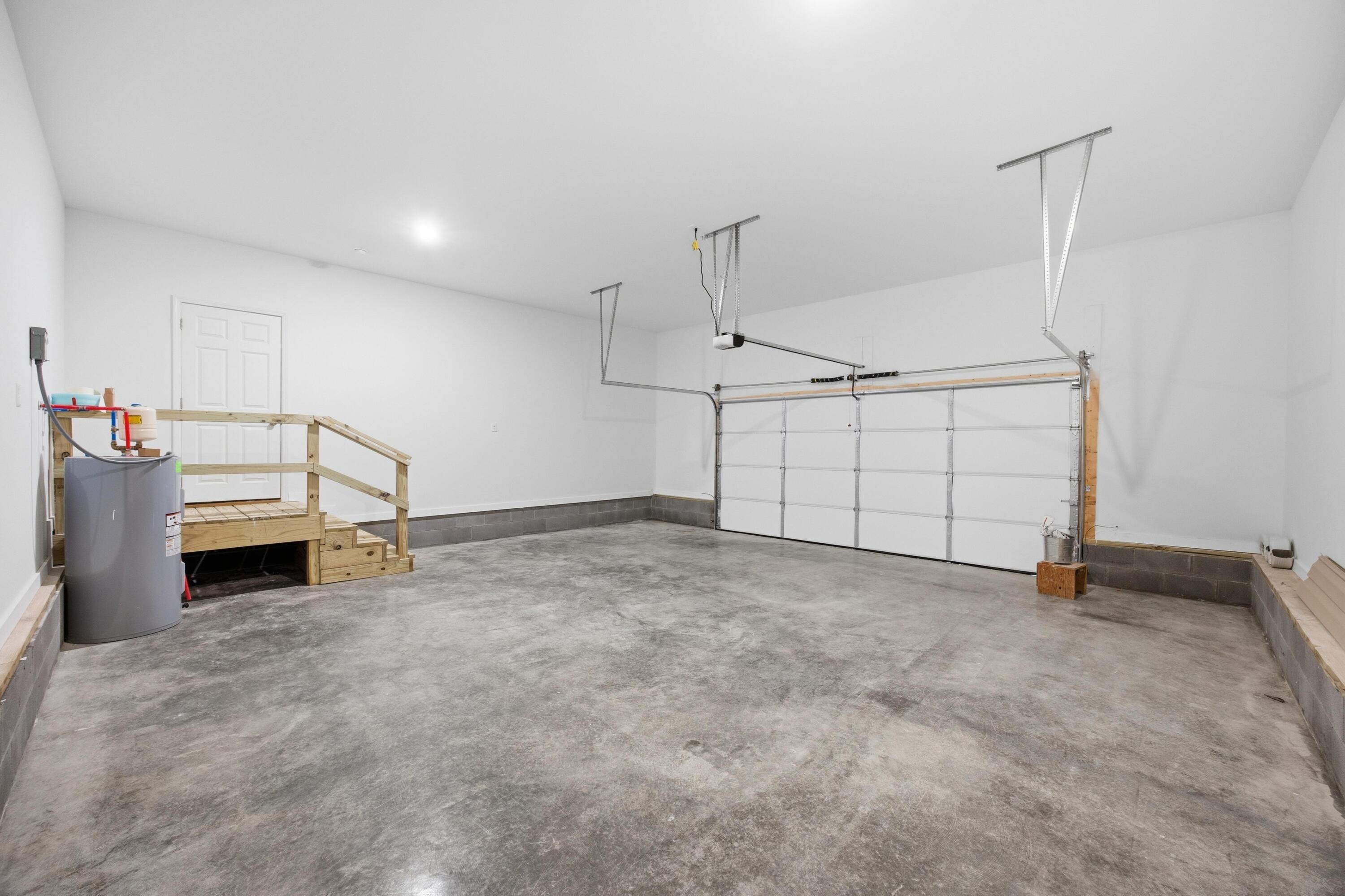 2070 Nathan Way Property Photo 28