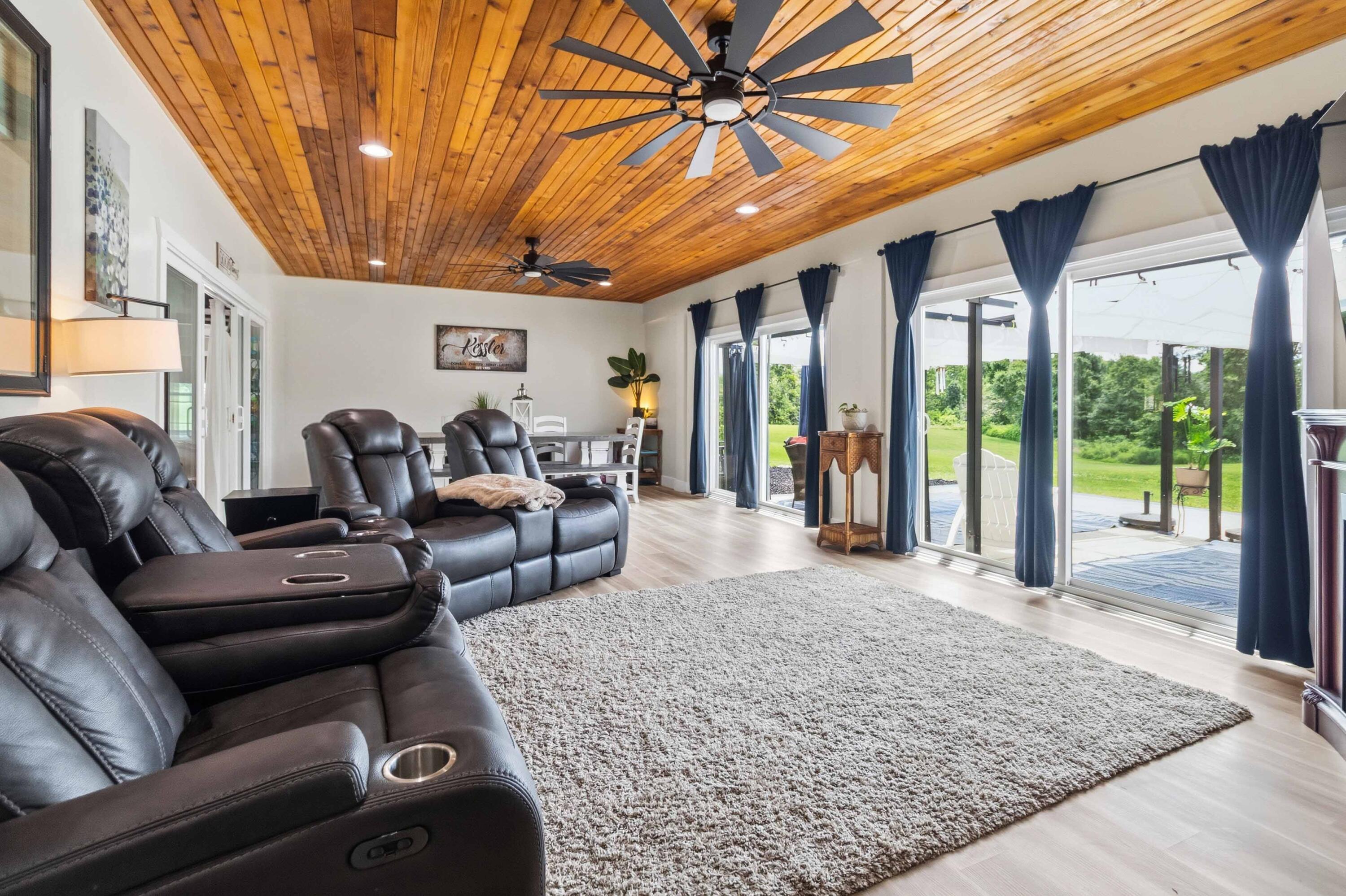 271 Bluegrass Meadows Property Photo 30