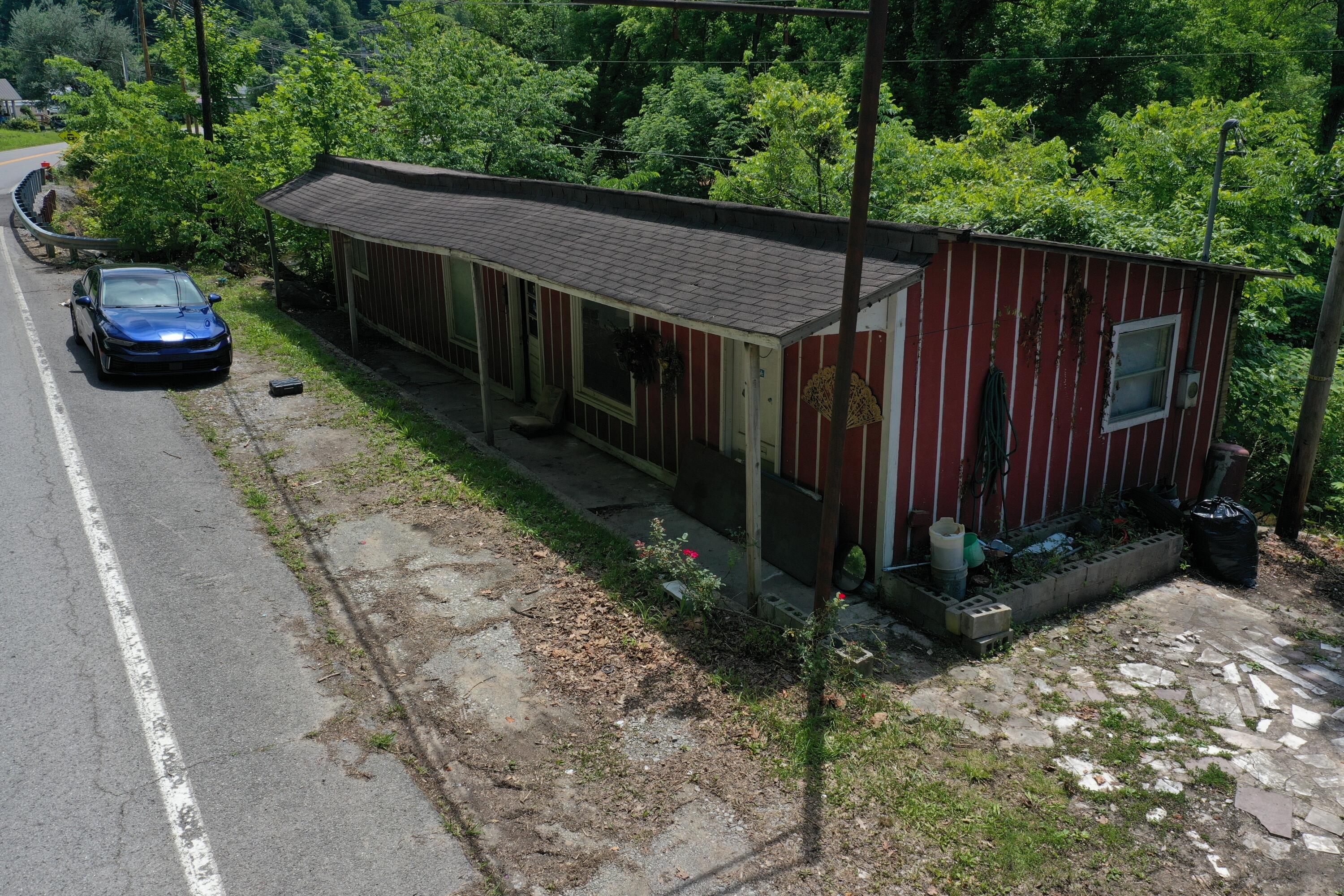 3237 Kentucky 610 Property Photo 4
