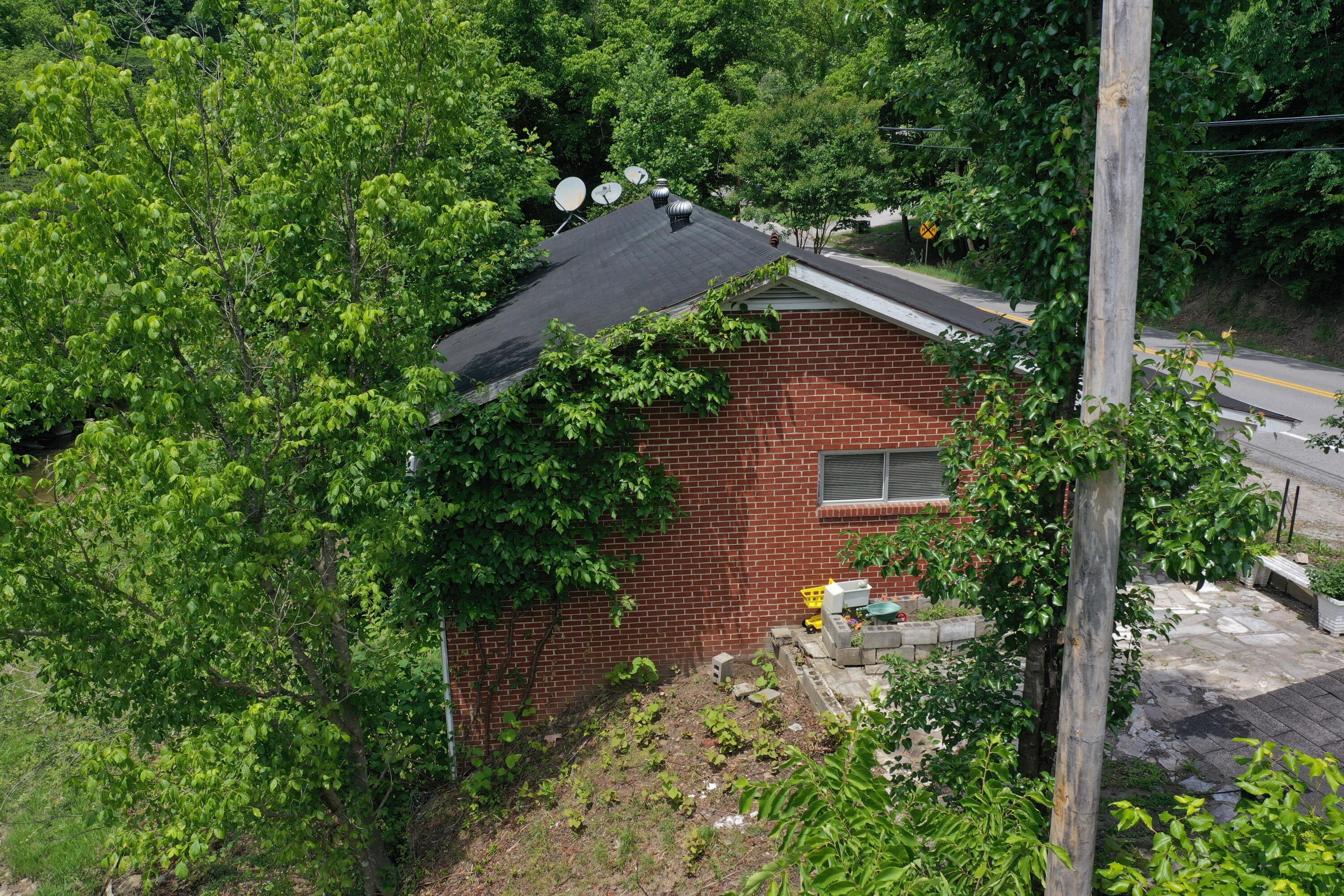 3237 Kentucky 610 Property Photo 10