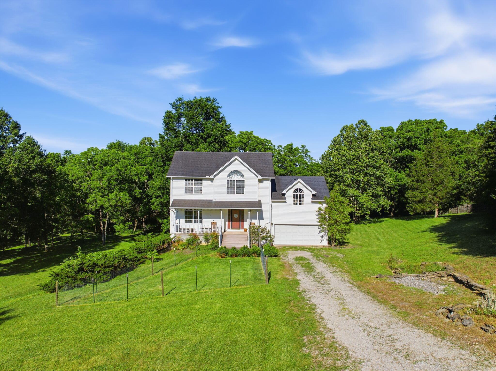 325 Eagle Creek Trail Property Photo 3