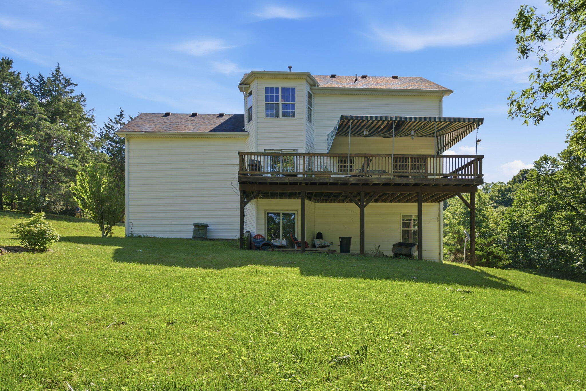 325 Eagle Creek Trail Property Photo 37