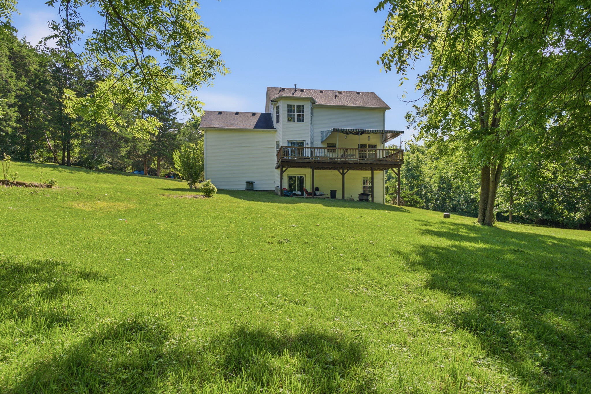 325 Eagle Creek Trail Property Photo 40