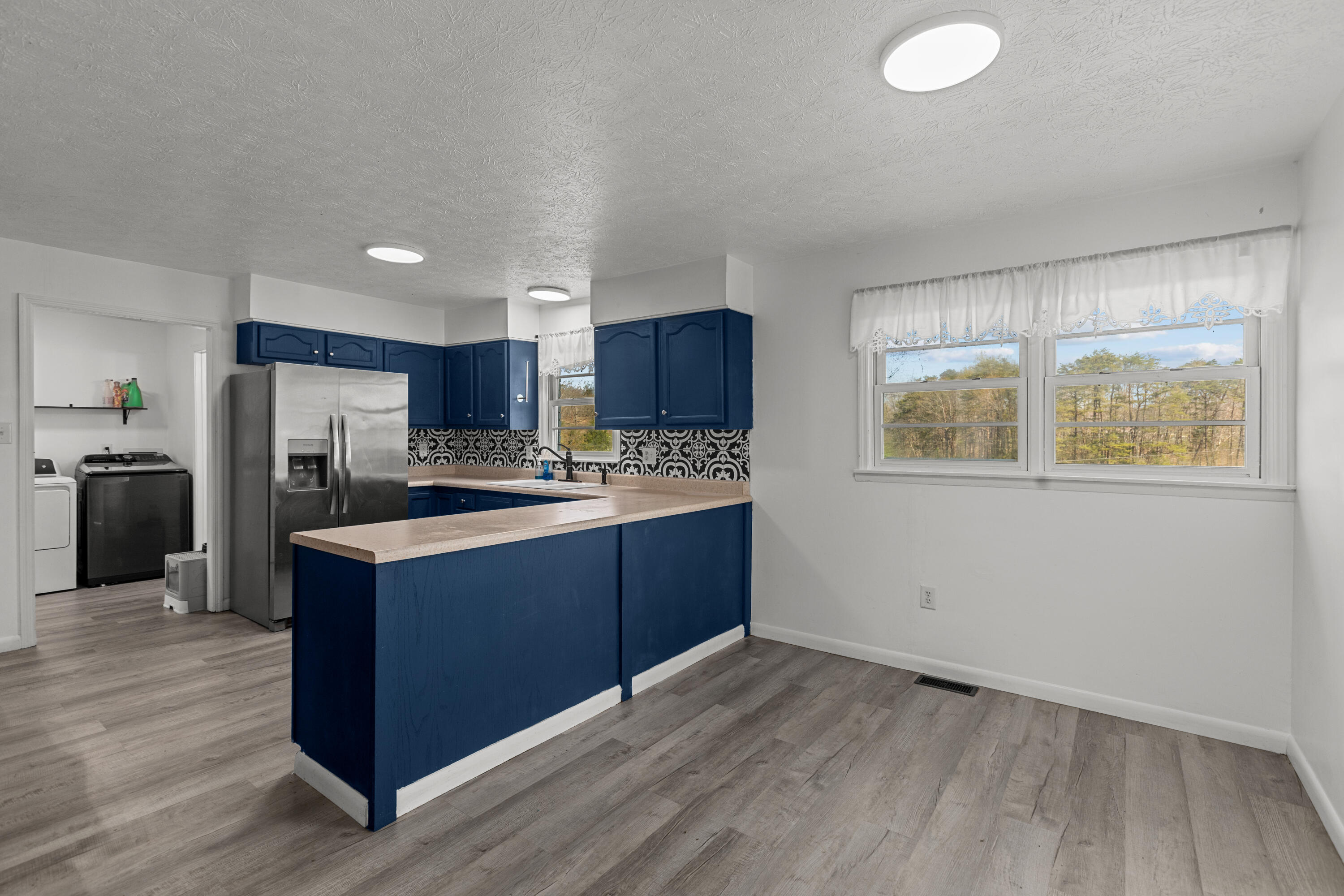150 Clay Lick Road Property Photo 6
