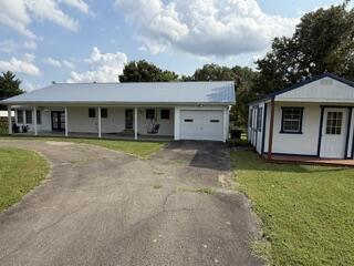 1333 Mount Eden Road Property Photo 1