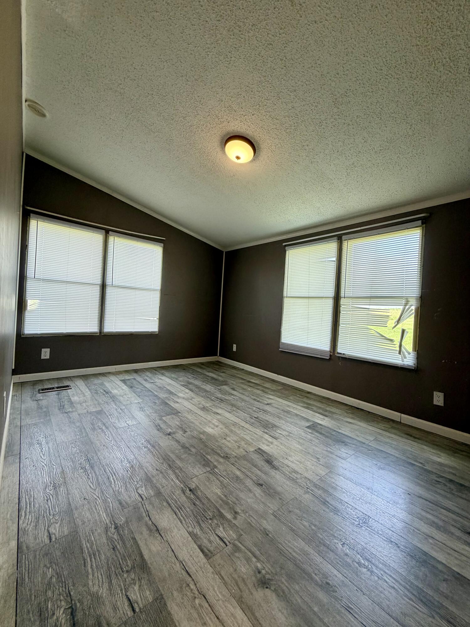 40 Poplar Grove Road Property Photo 6