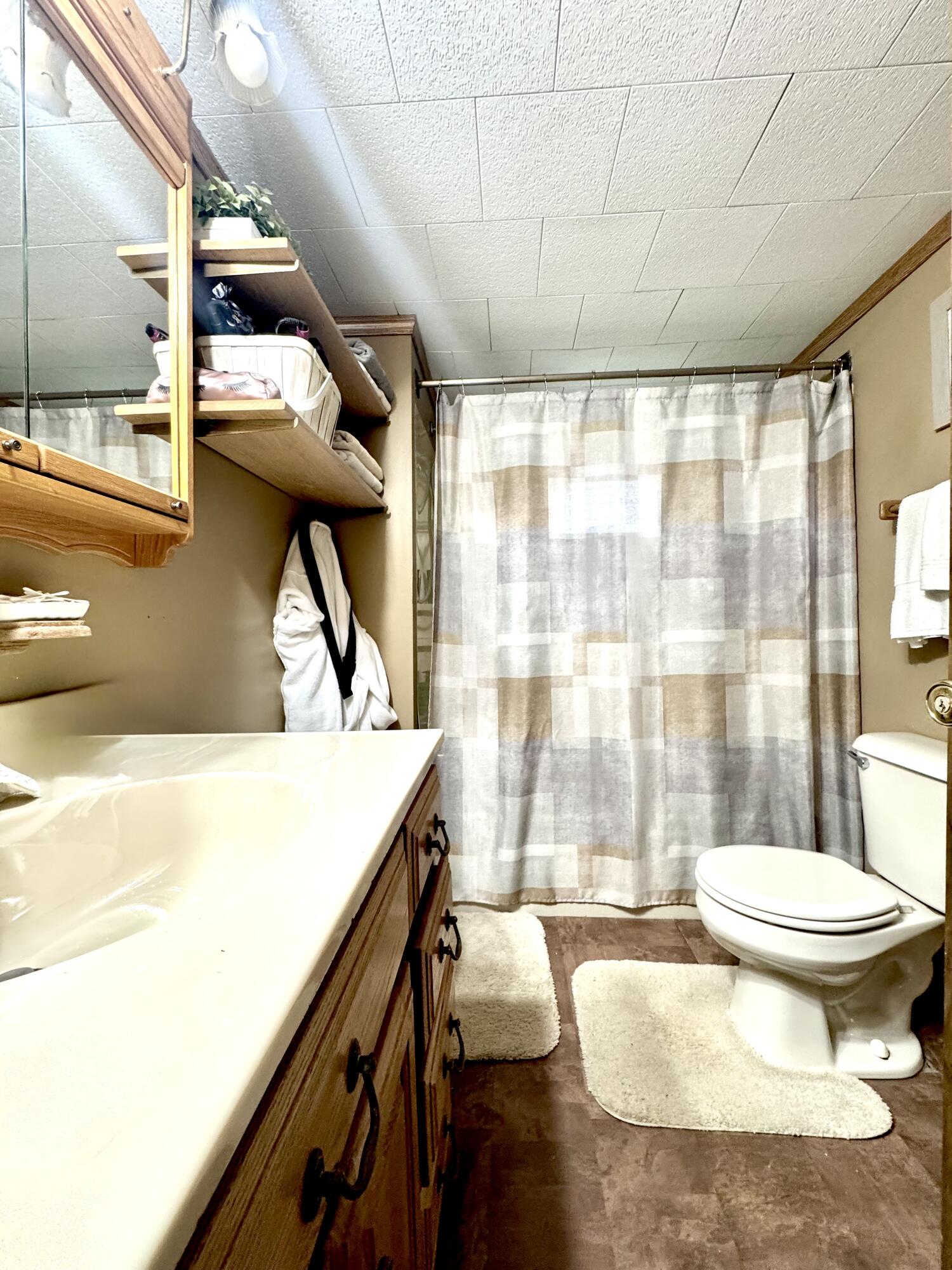 908 Manchester Avenue Property Photo 6