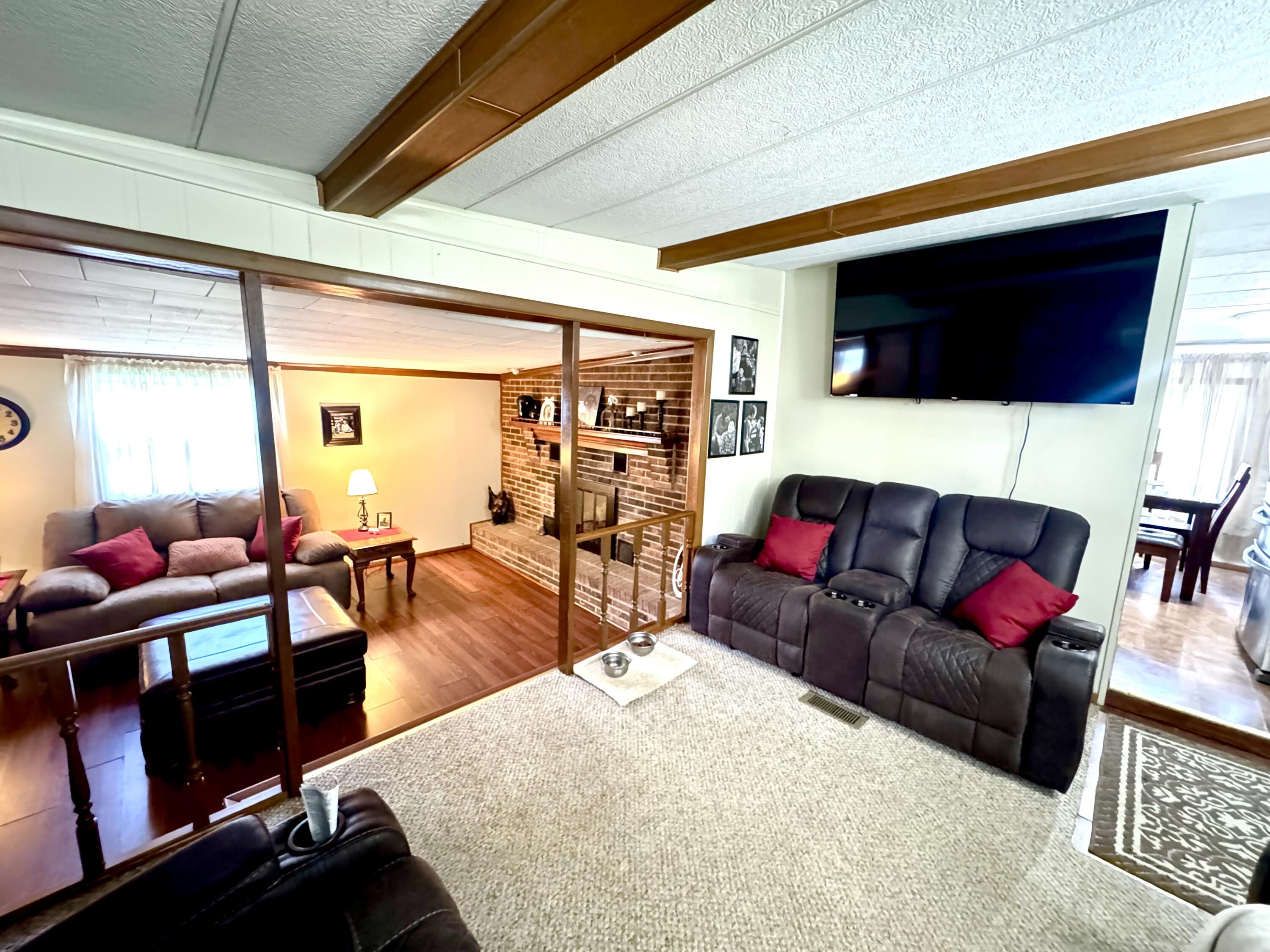908 Manchester Avenue Property Photo 8