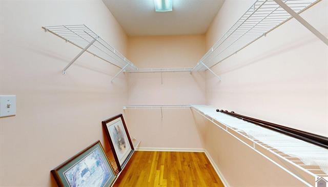 416 County Rd 1126 A Property Photo 6